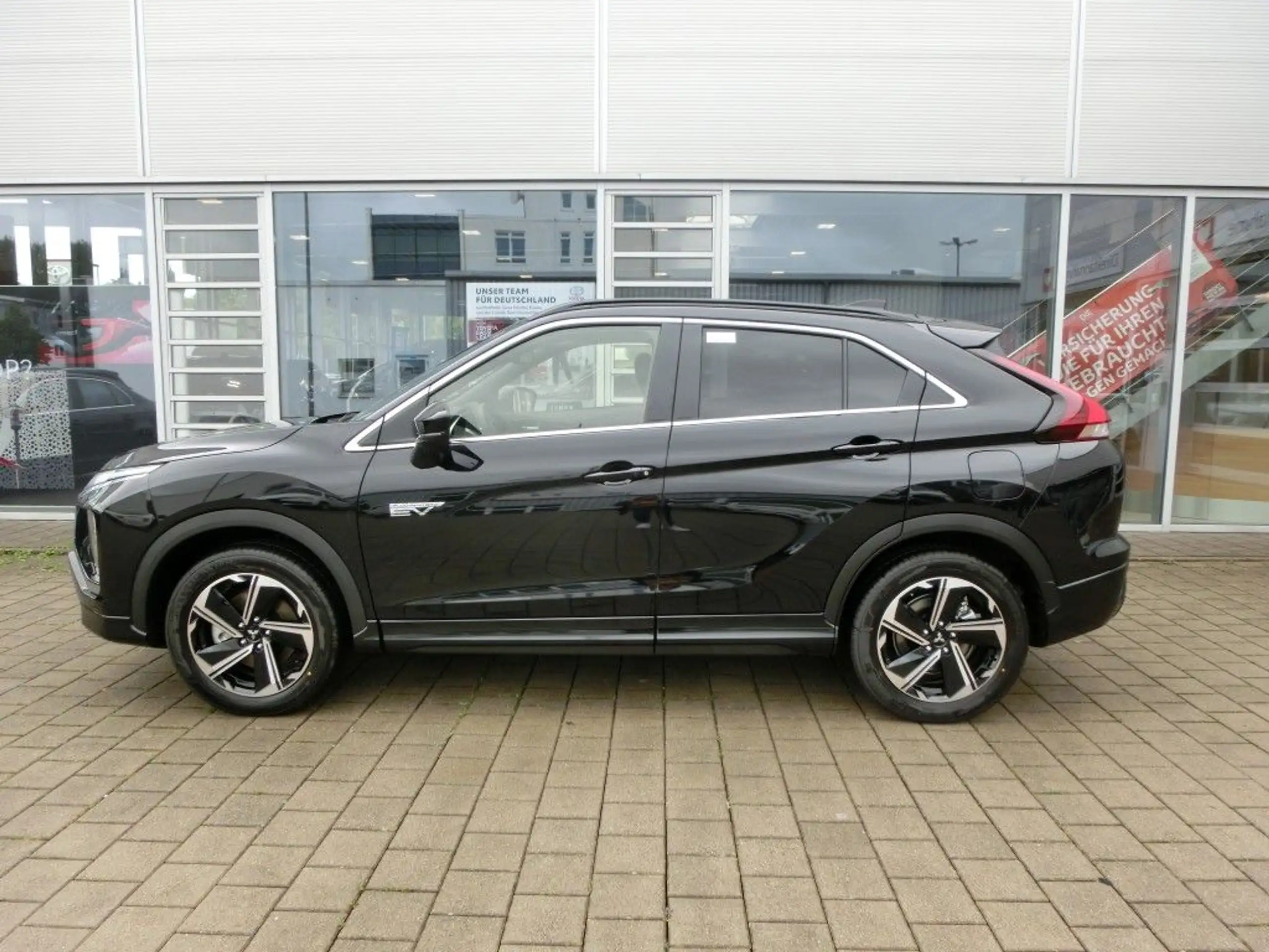 Mitsubishi - Eclipse Cross