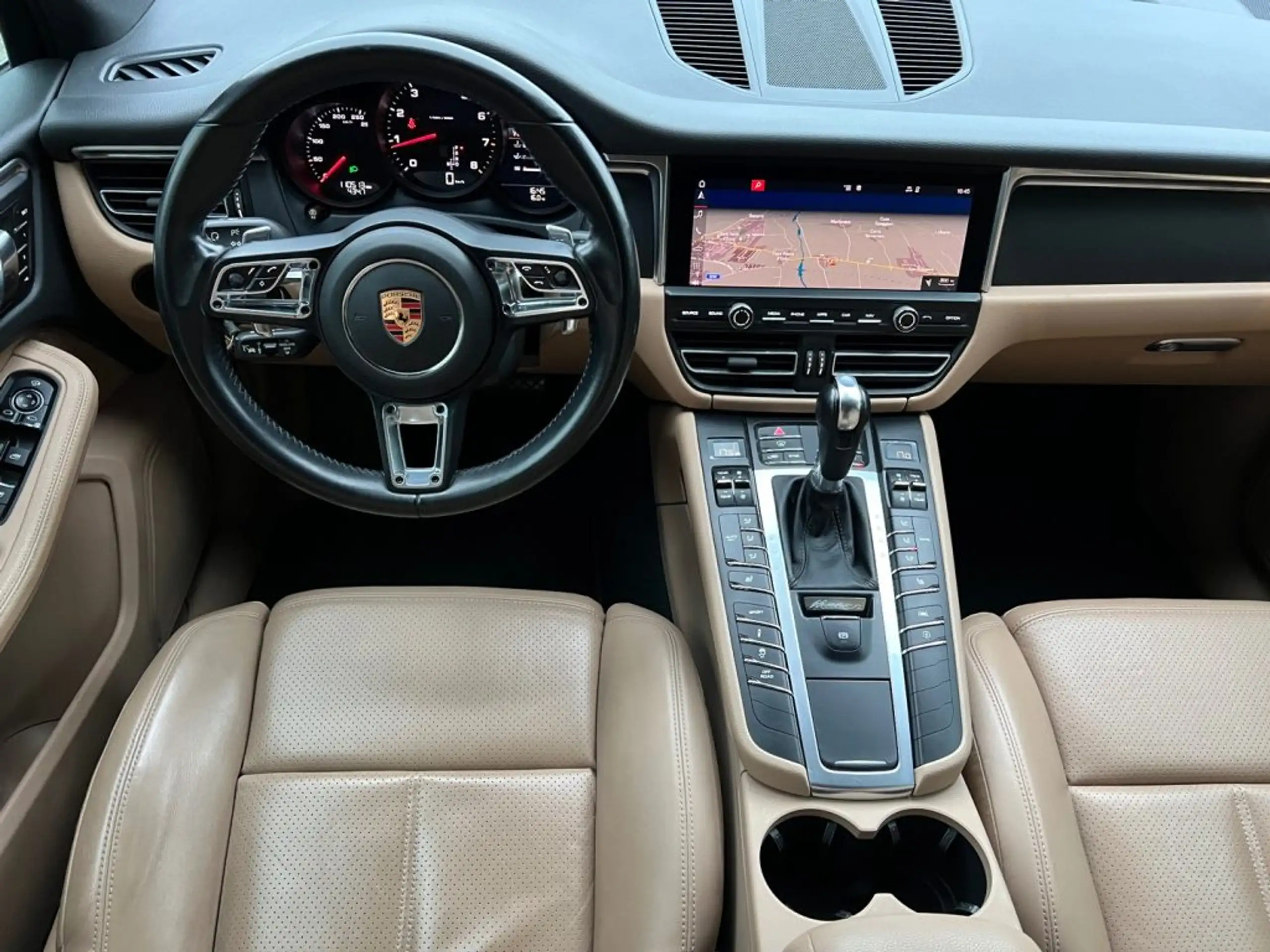 Porsche - Macan