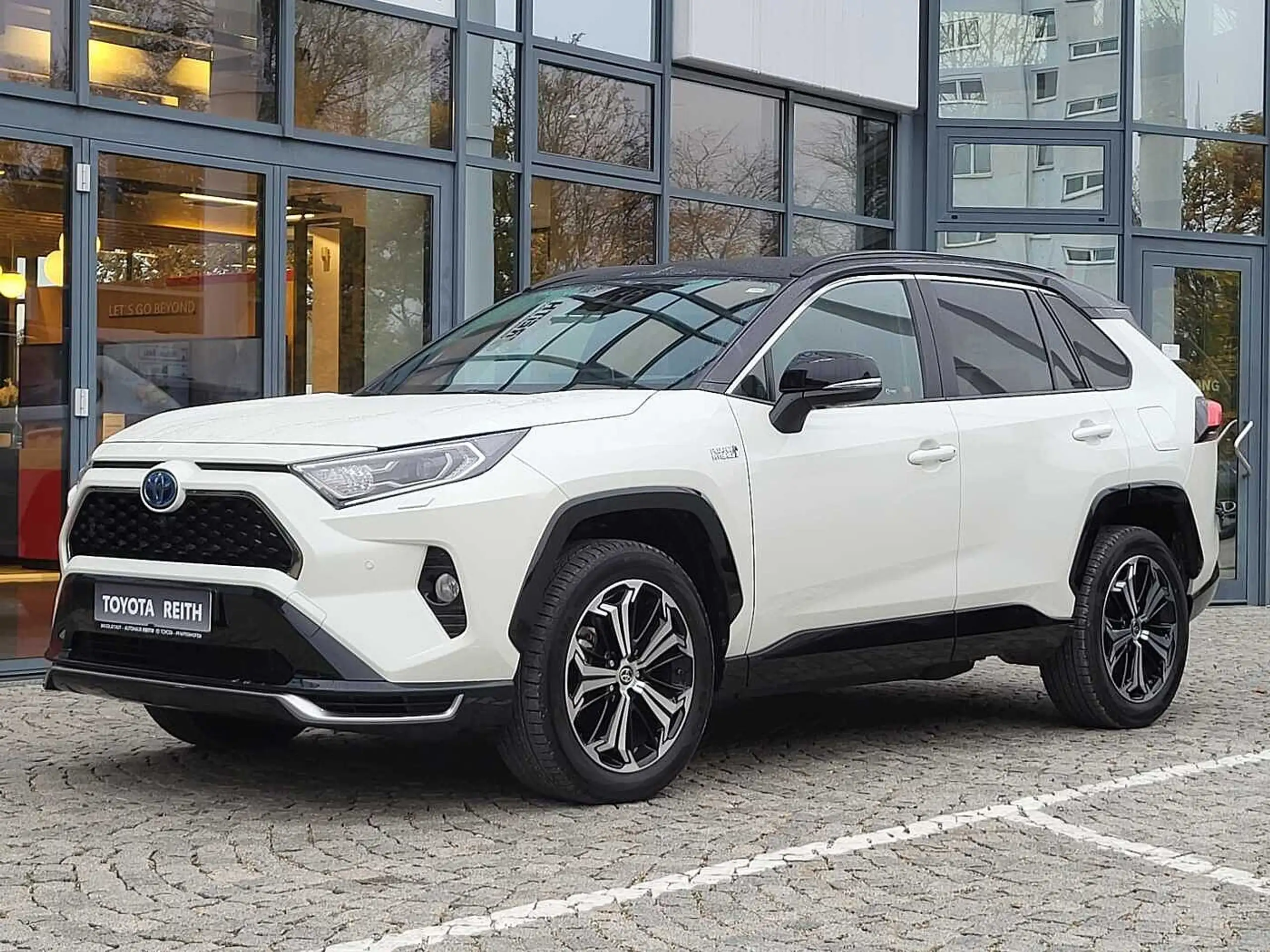 Toyota - RAV 4