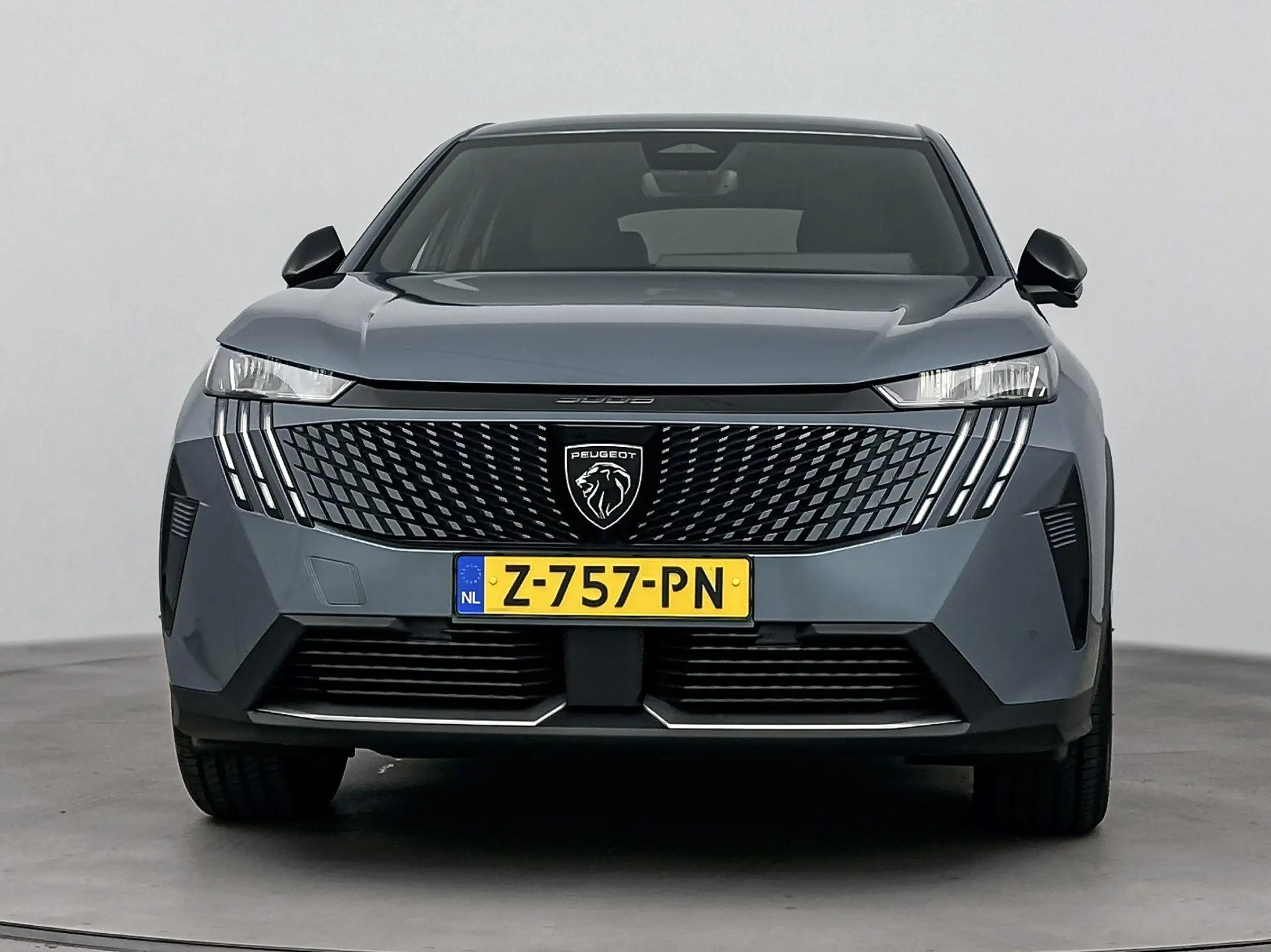 Peugeot - 3008