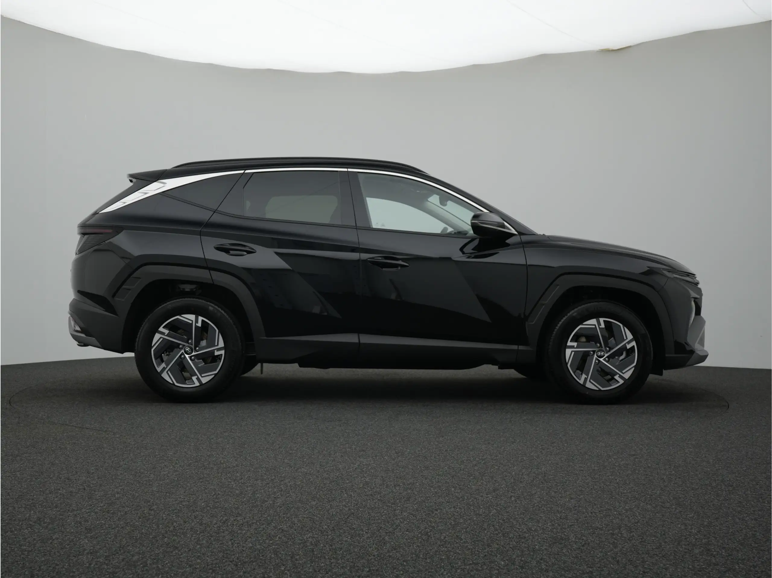 Hyundai - TUCSON