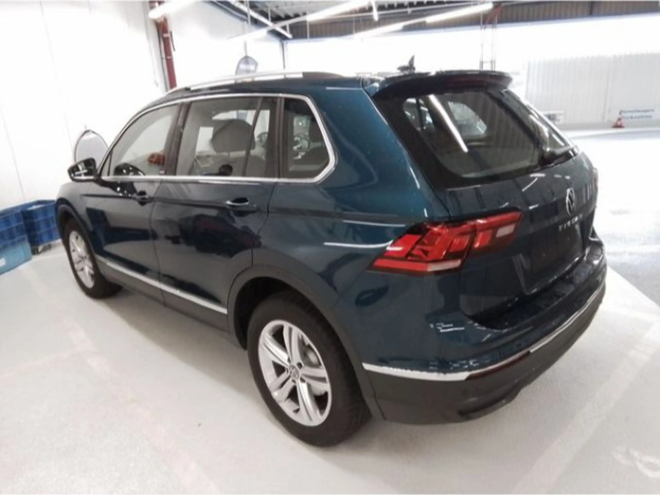 Volkswagen - Tiguan