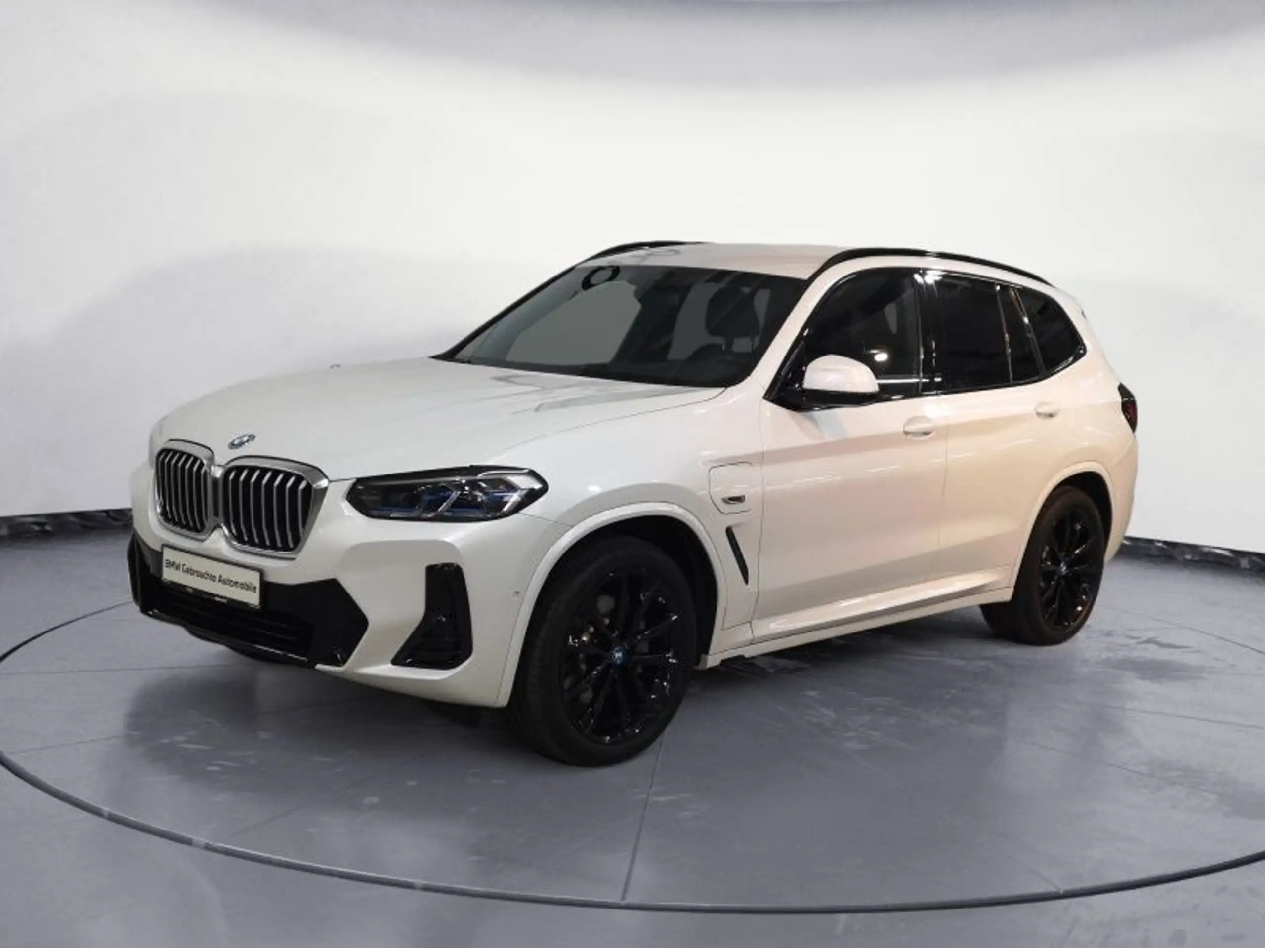 BMW - X3