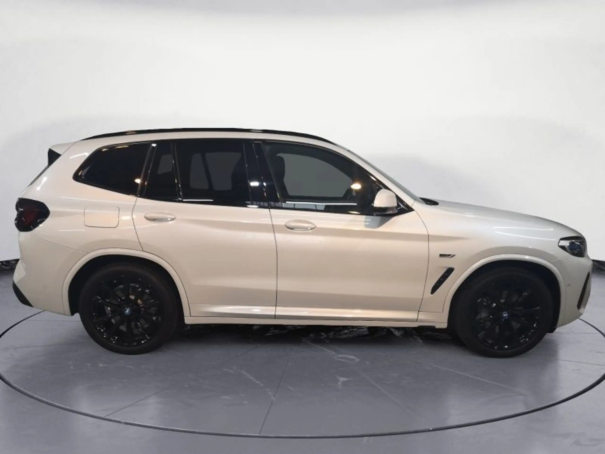 BMW - X3