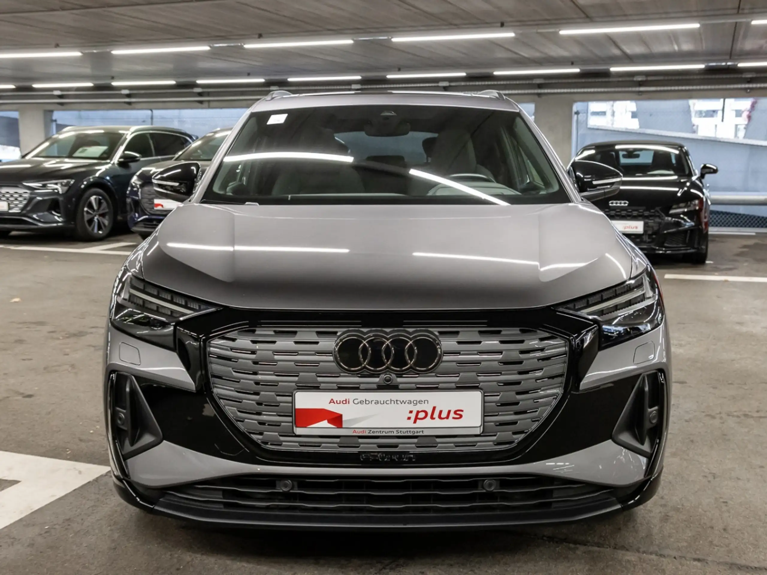 Audi - Q4 e-tron