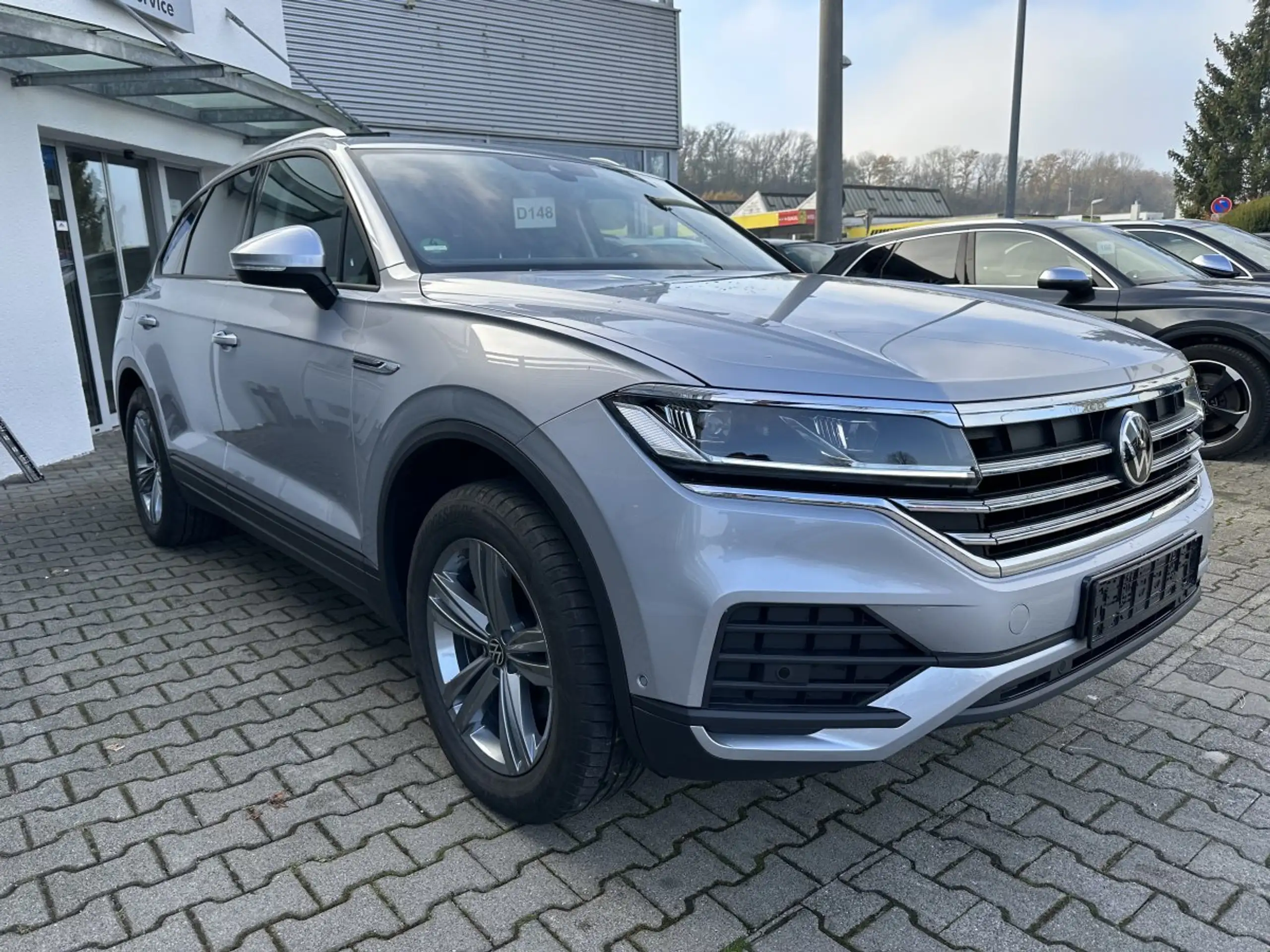 Volkswagen - Touareg