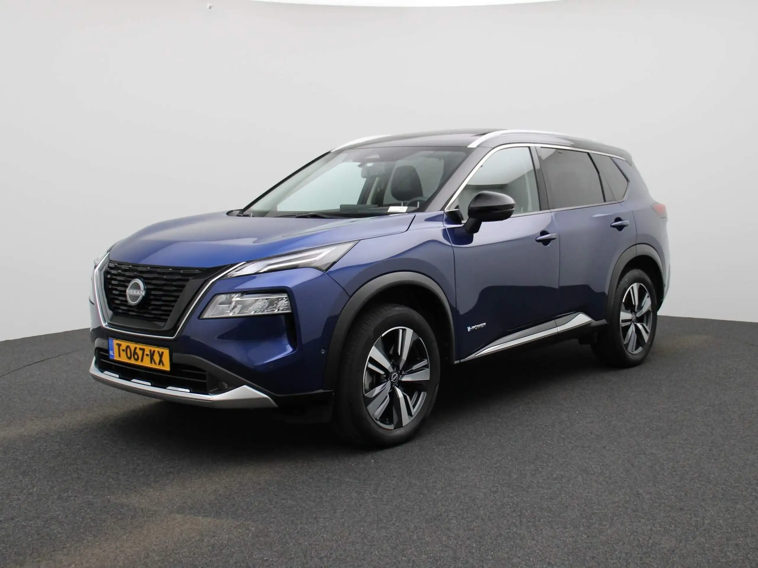 Nissan - X-Trail