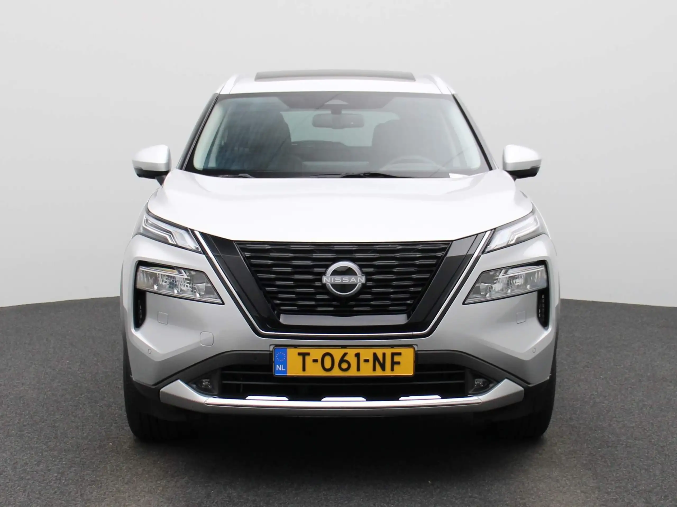 Nissan - X-Trail