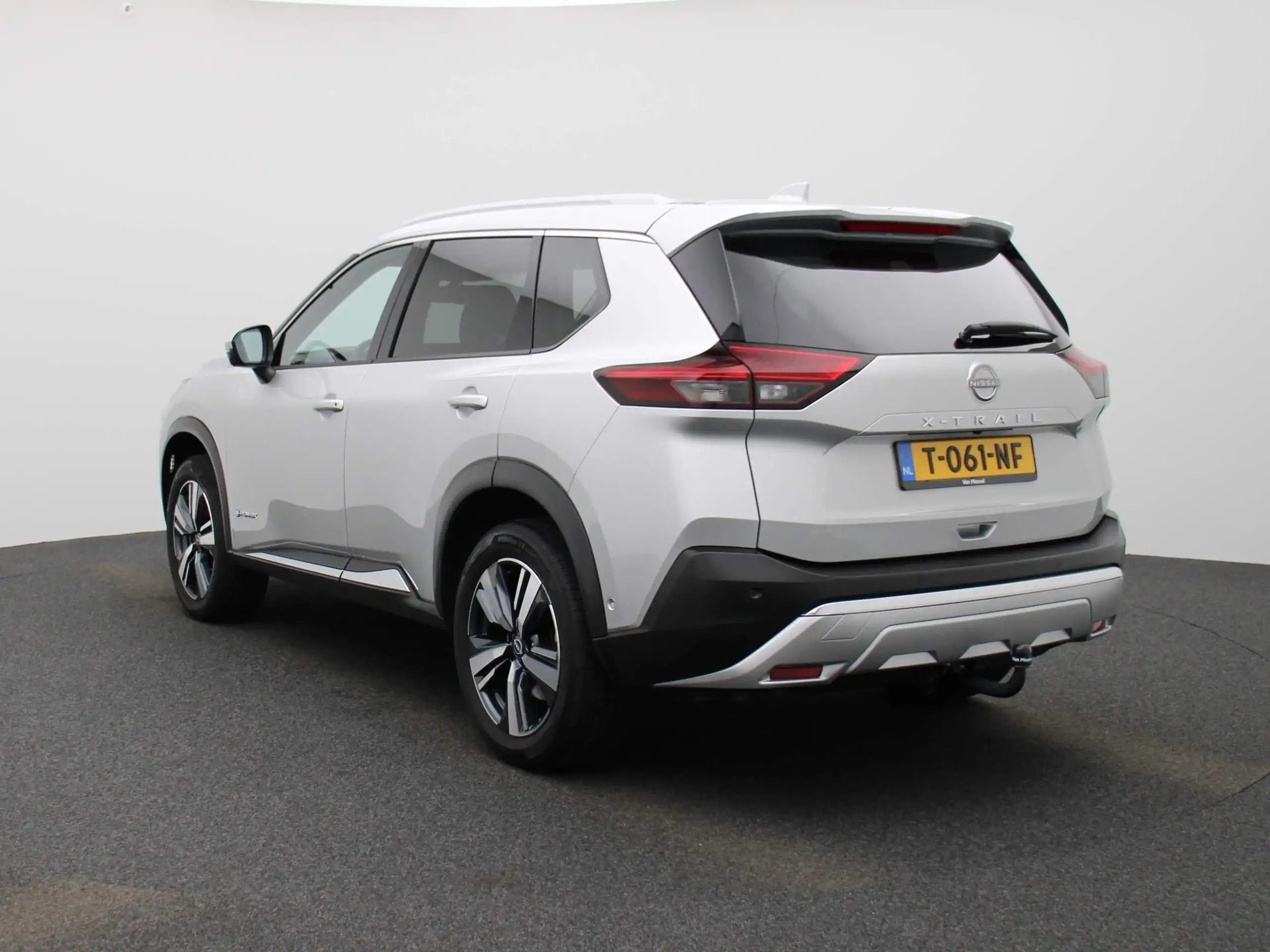 Nissan - X-Trail