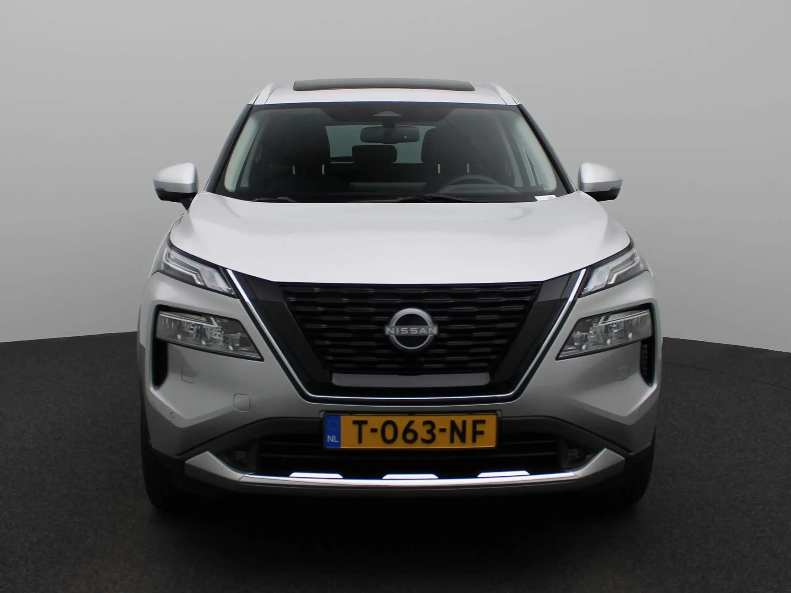 Nissan - X-Trail