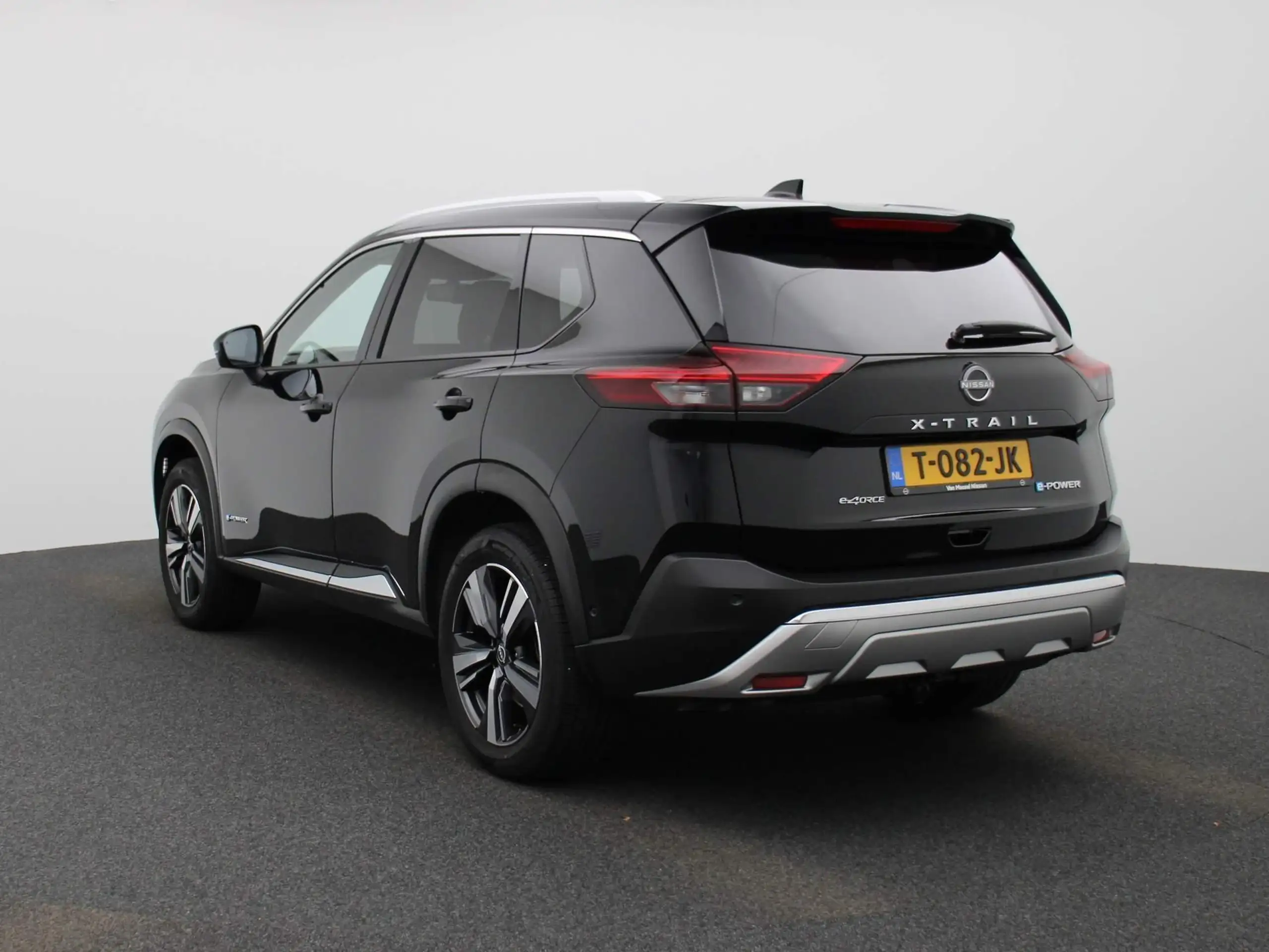 Nissan - X-Trail