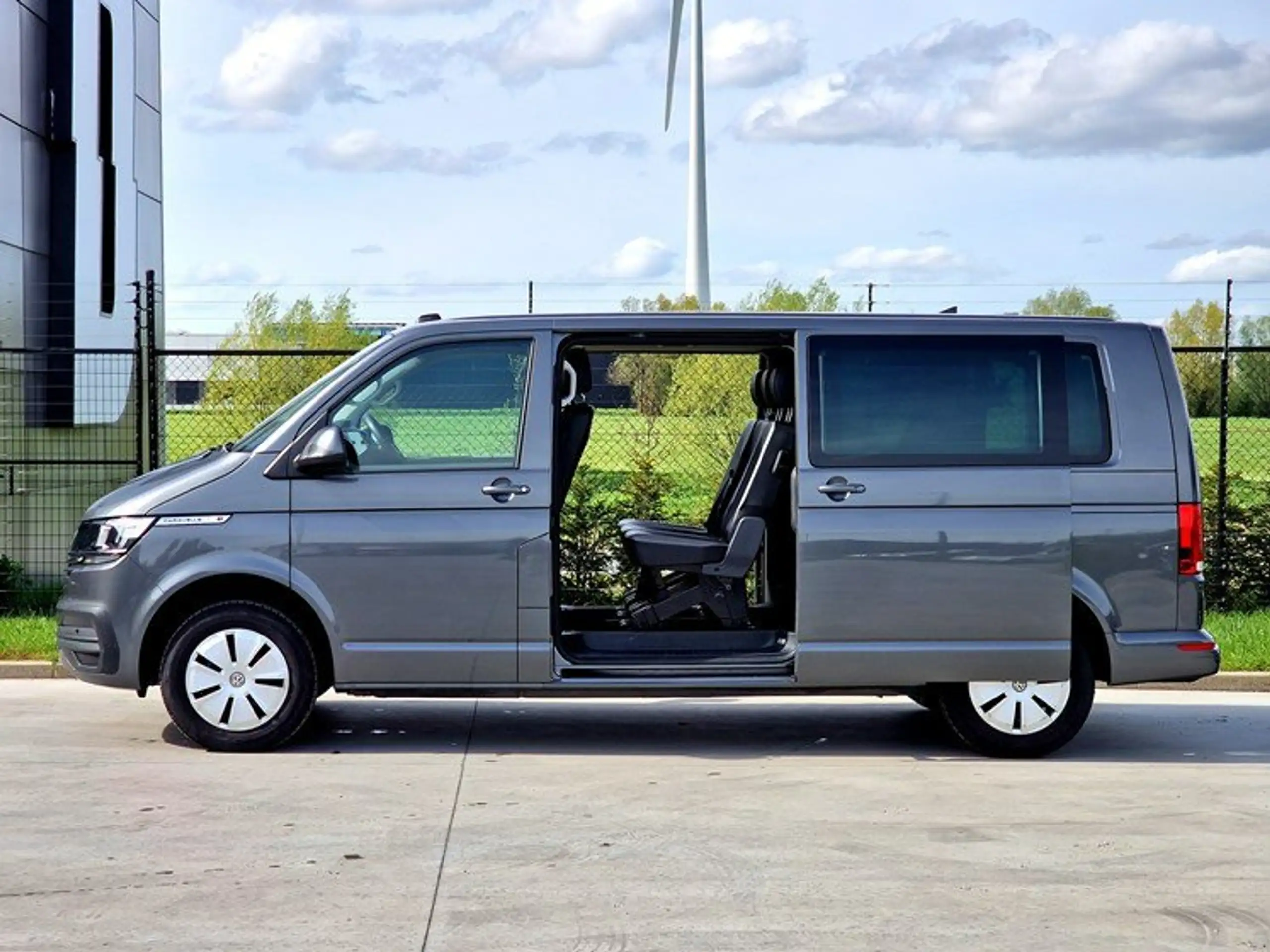 Volkswagen - T6 Caravelle