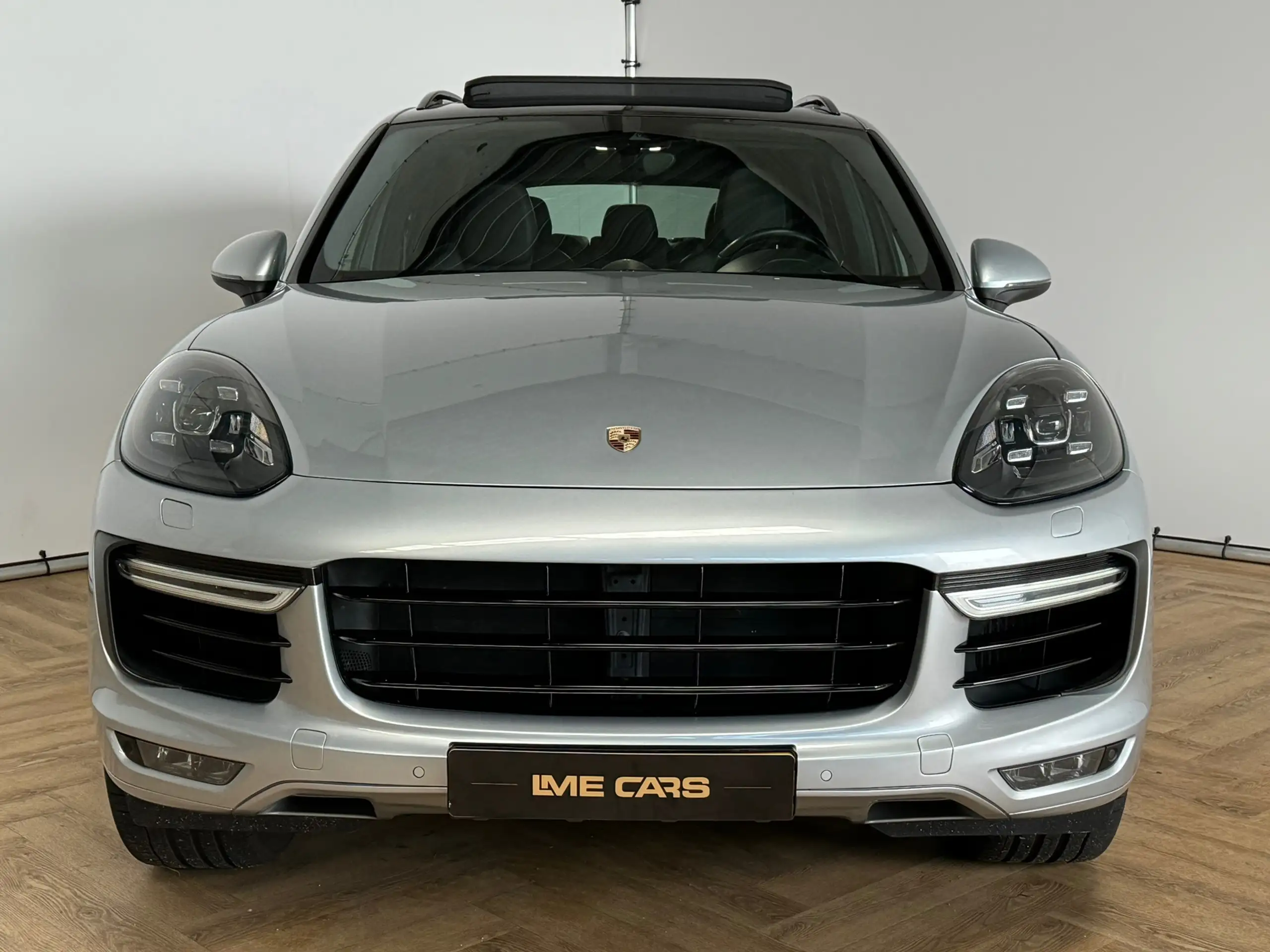 Porsche - Cayenne