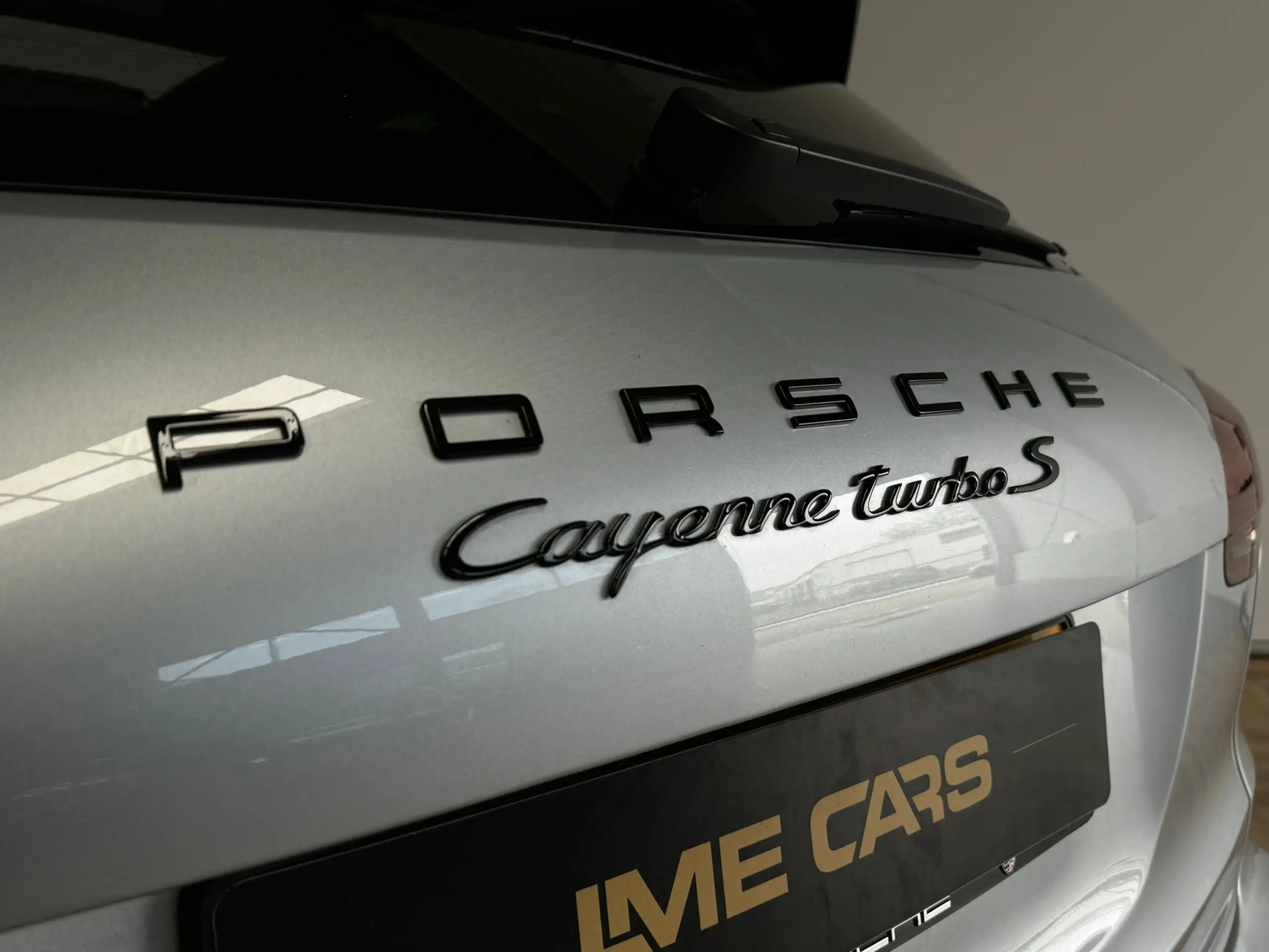 Porsche - Cayenne