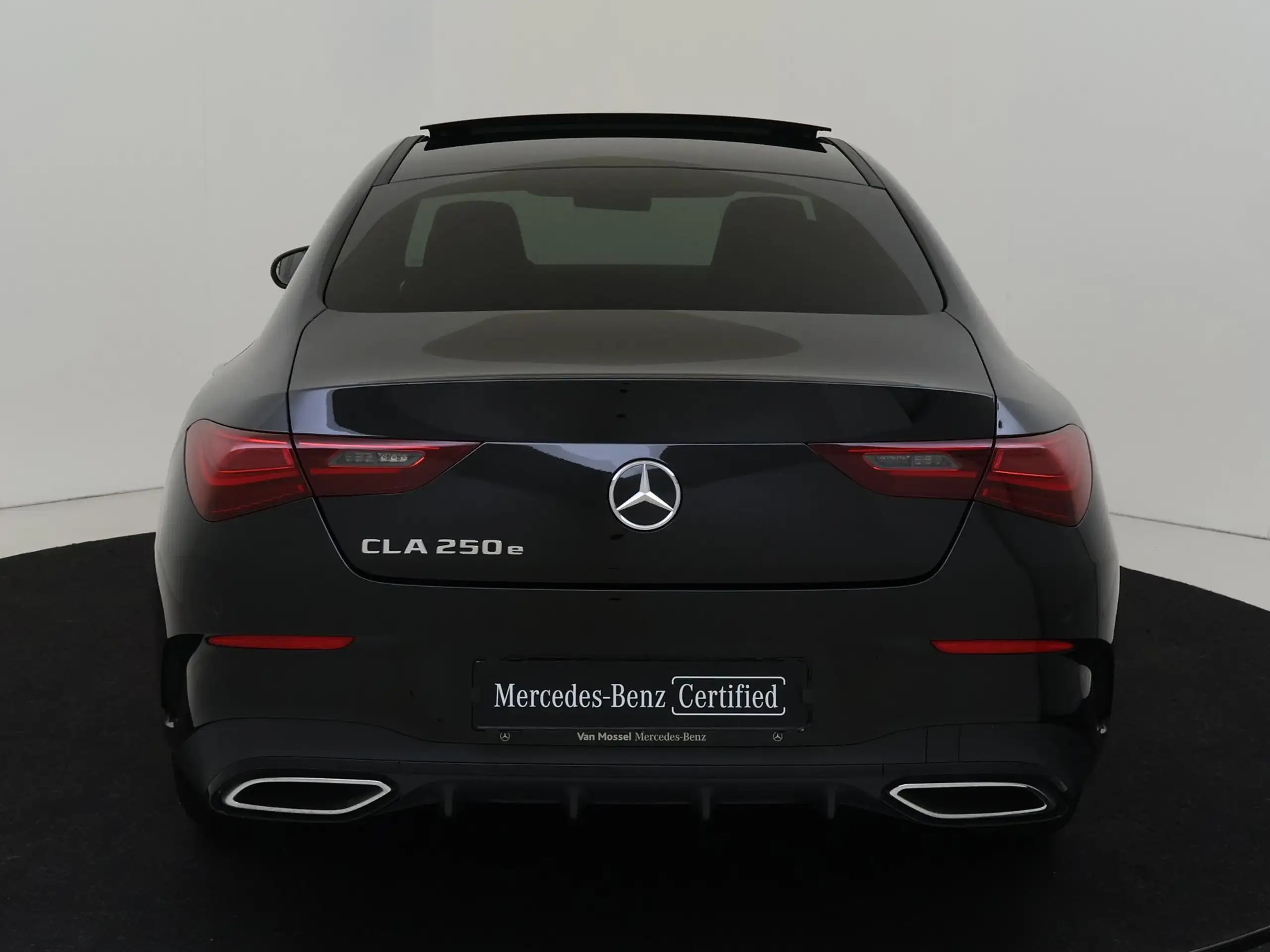 Mercedes-Benz - CLA 250