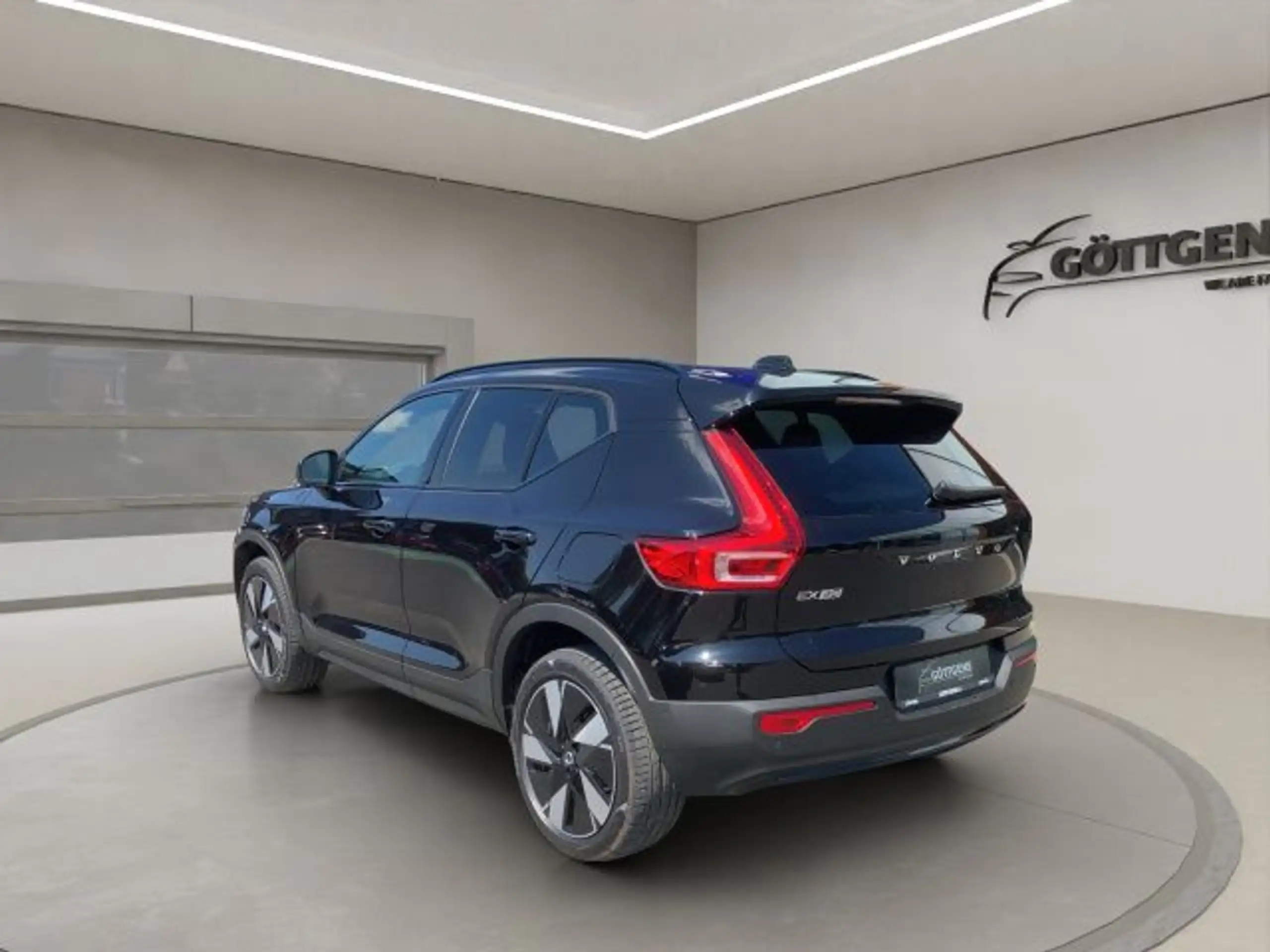 Volvo - XC40