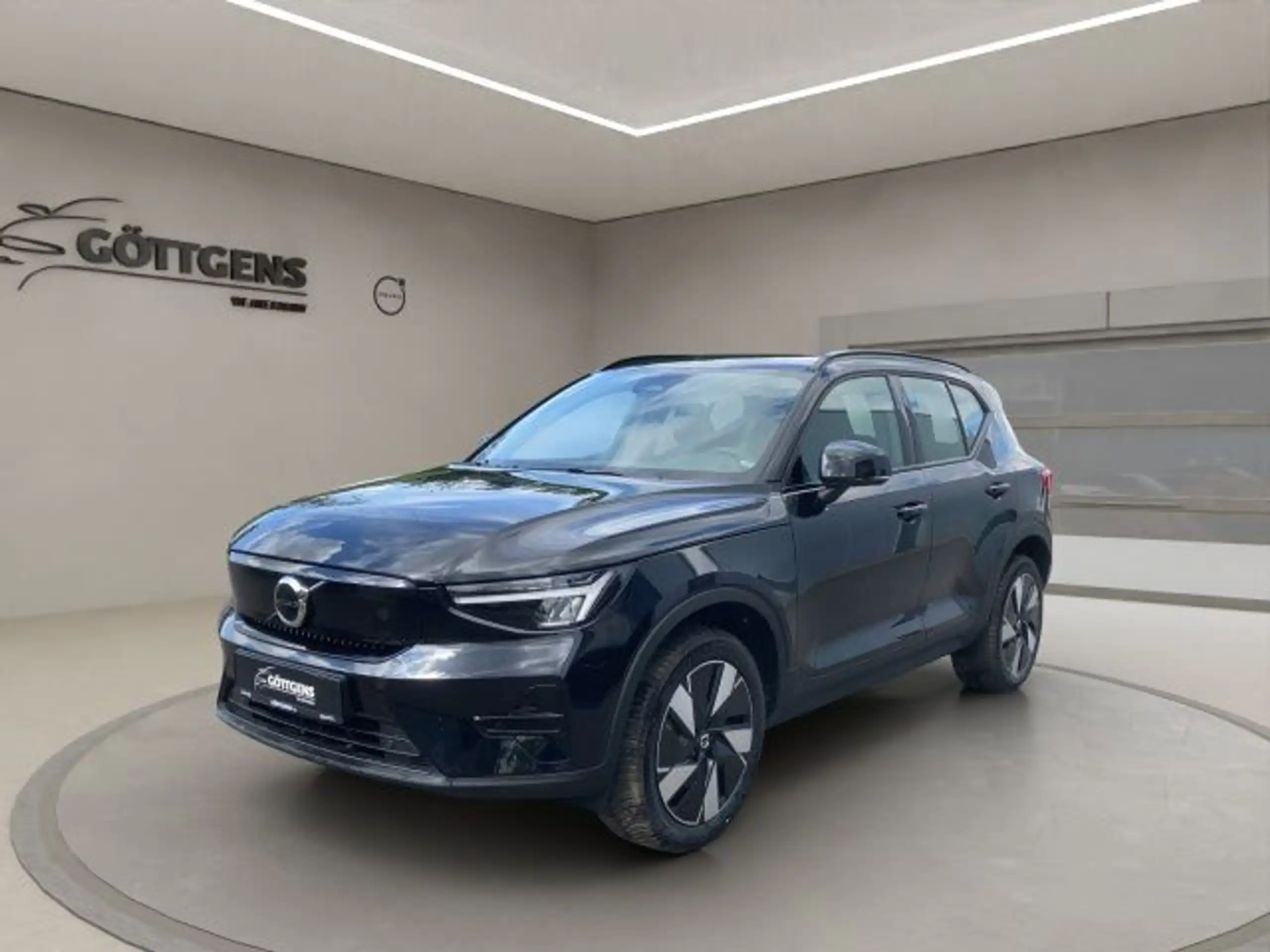 Volvo - XC40