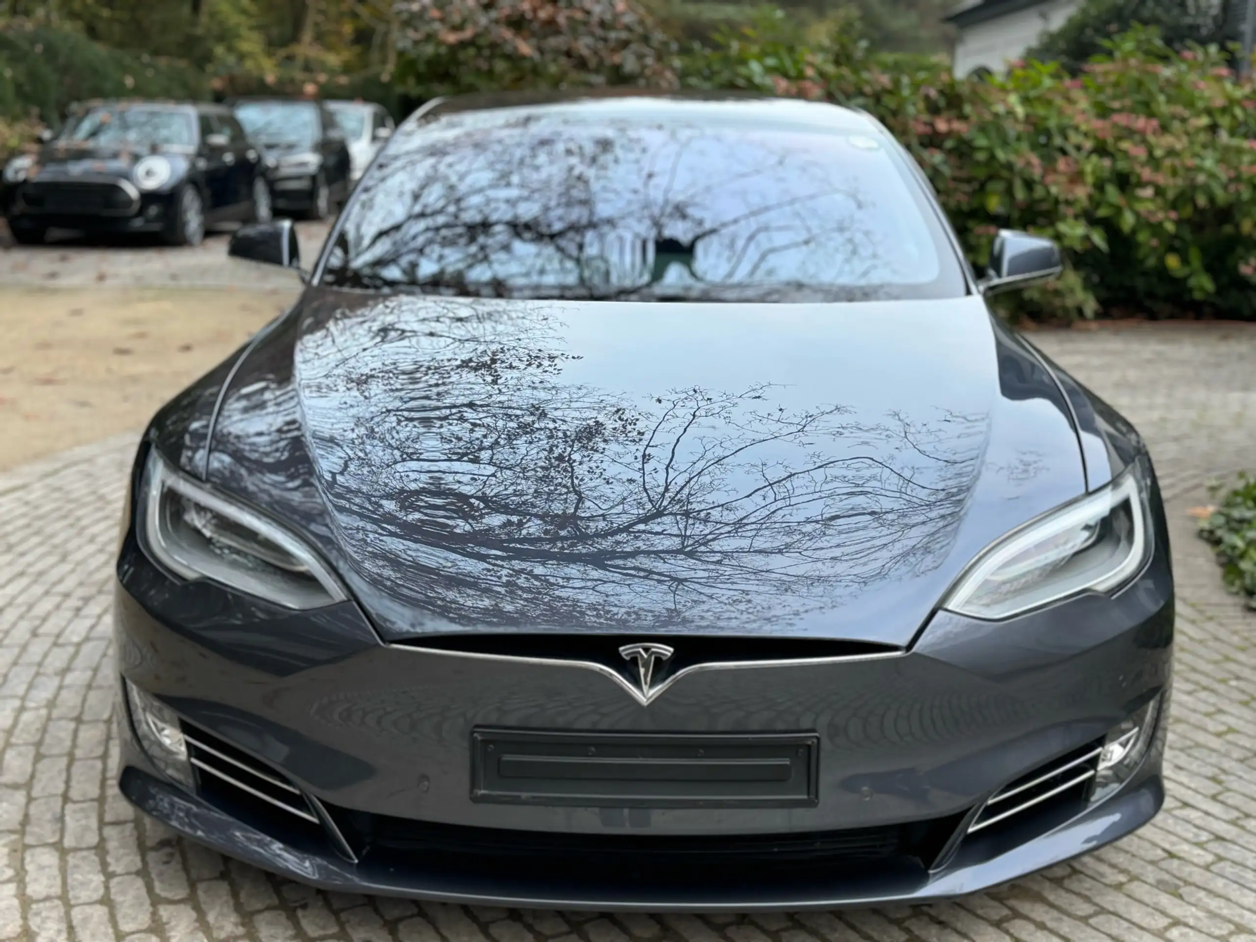 Tesla - Model S