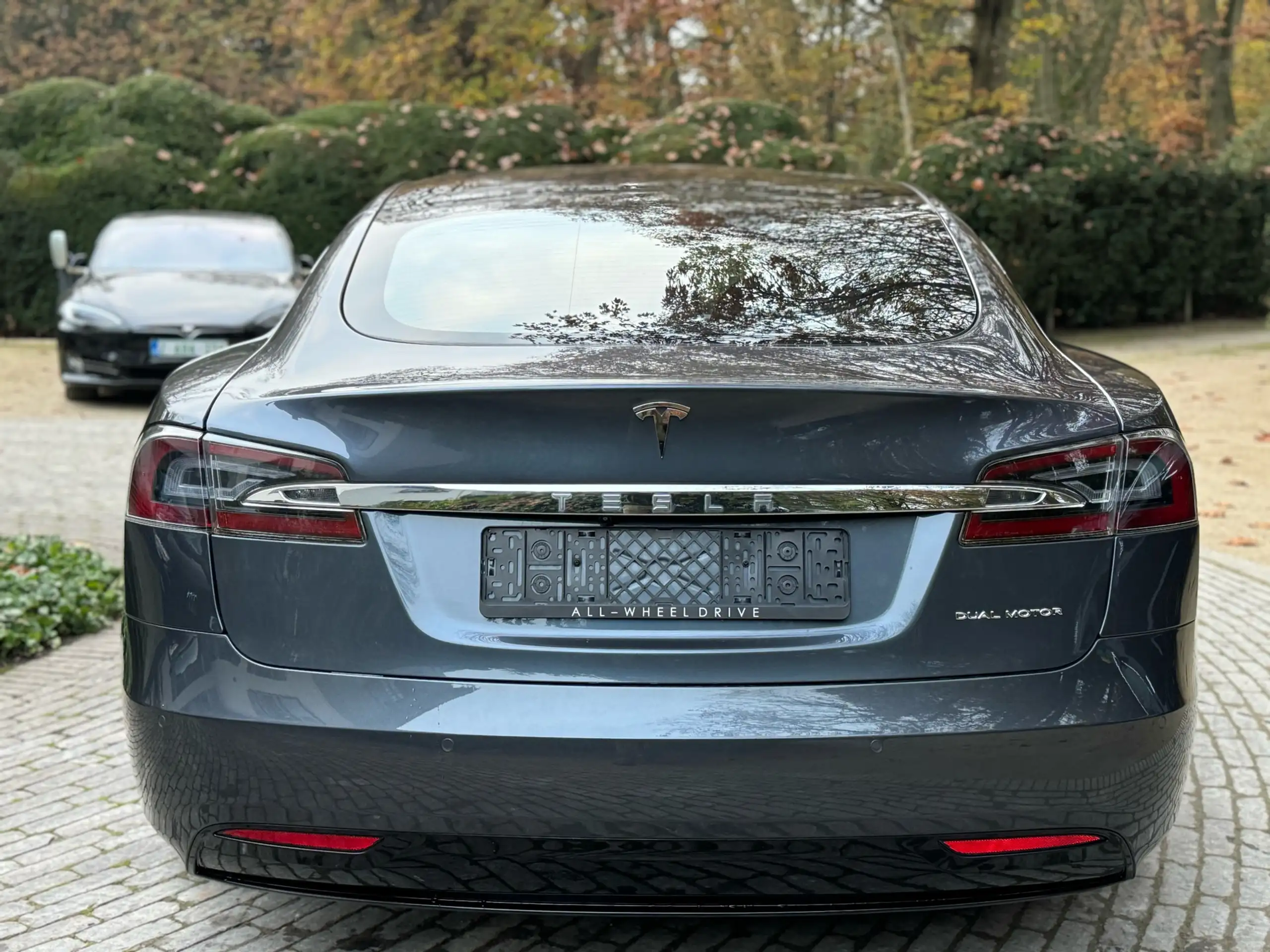 Tesla - Model S