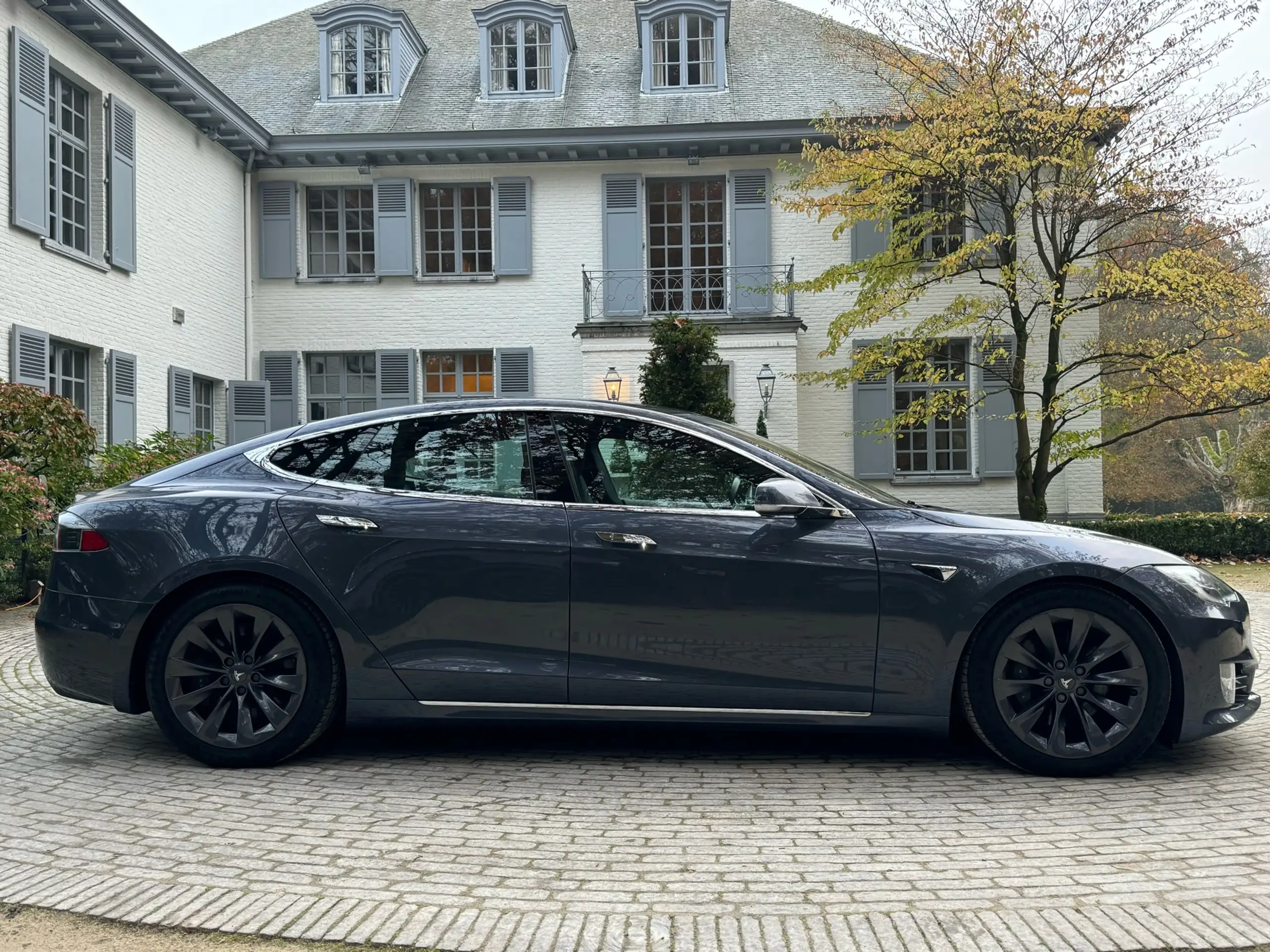 Tesla - Model S