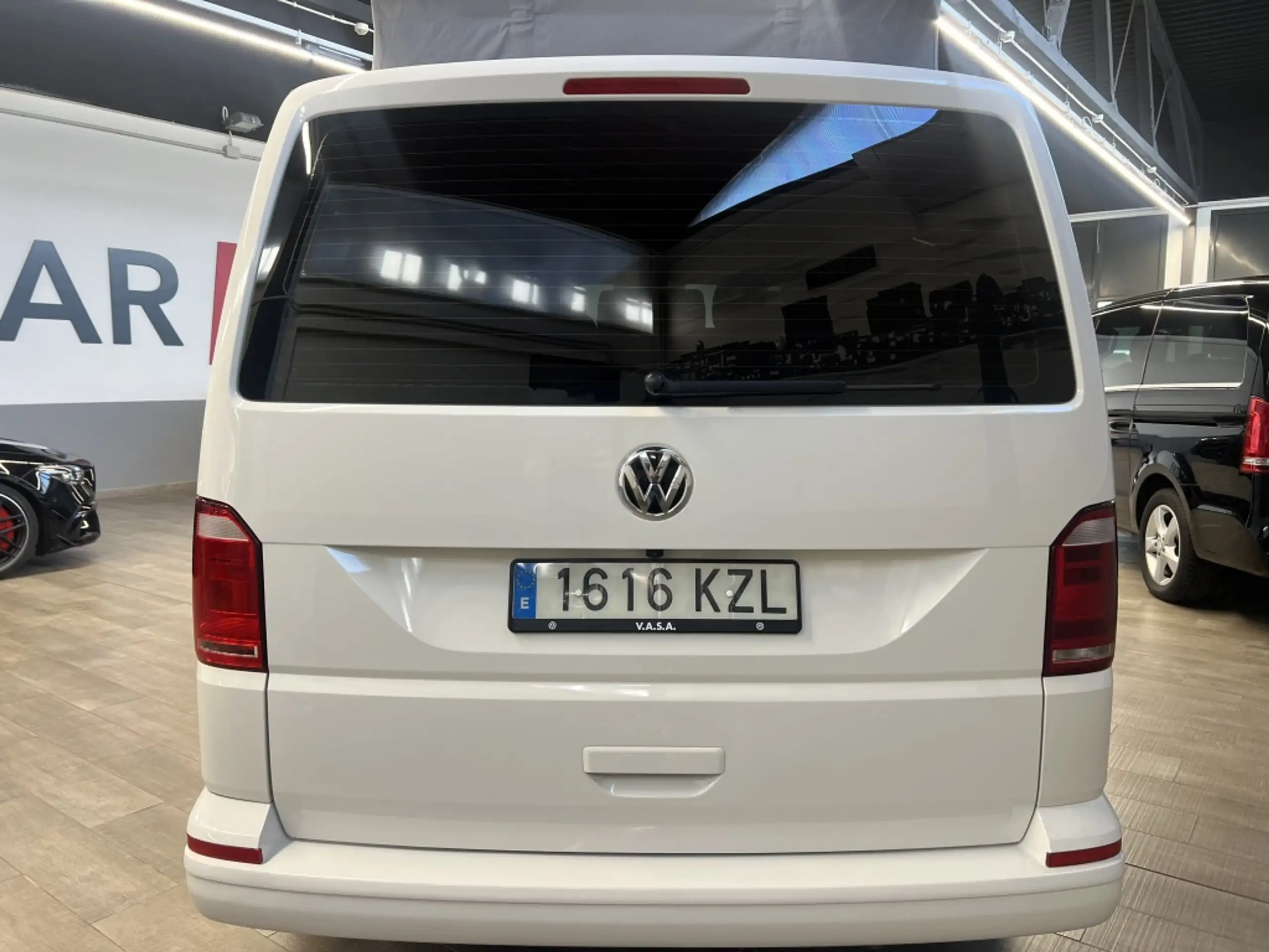 Volkswagen - T5 California