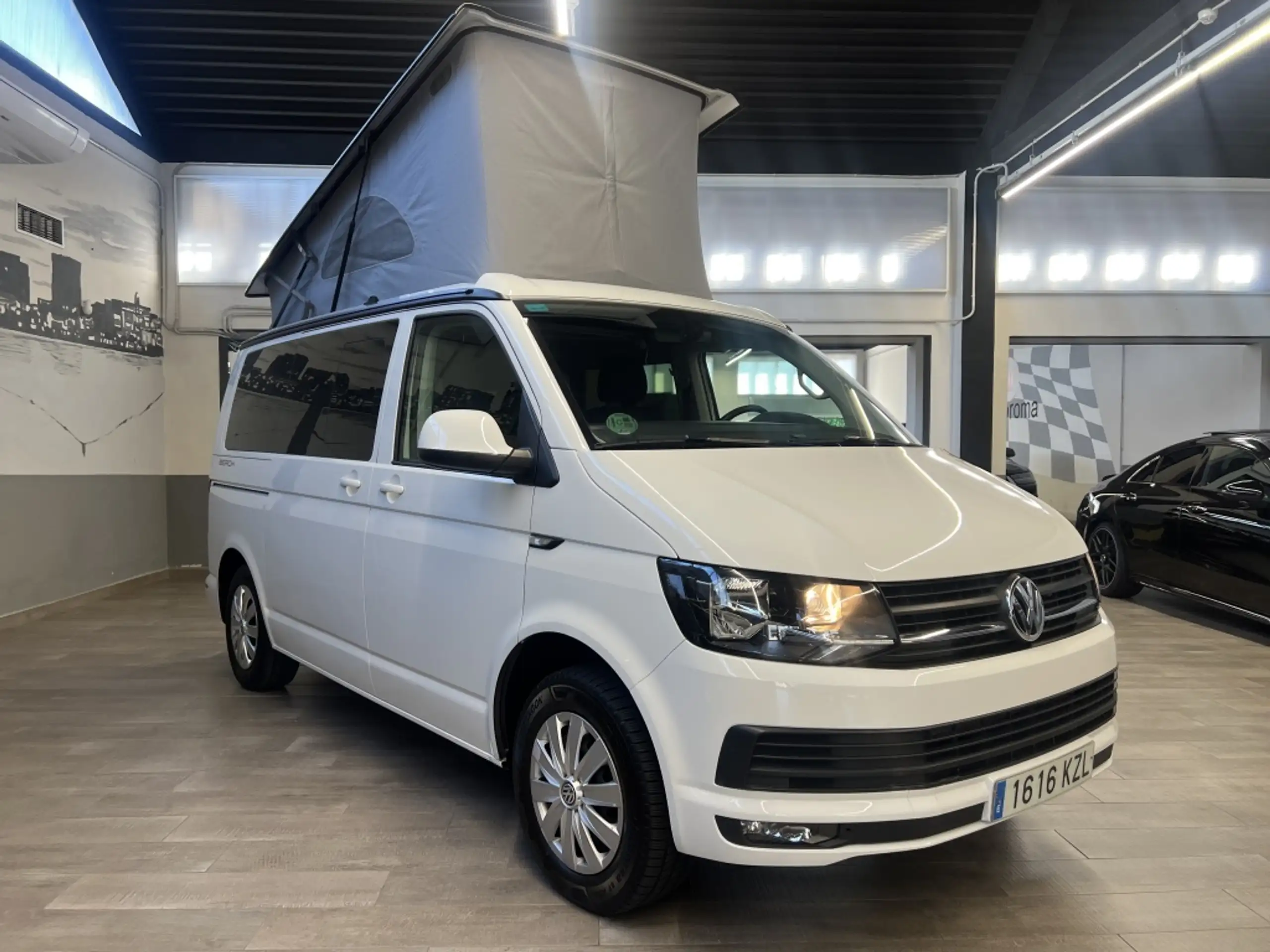 Volkswagen - T5 California