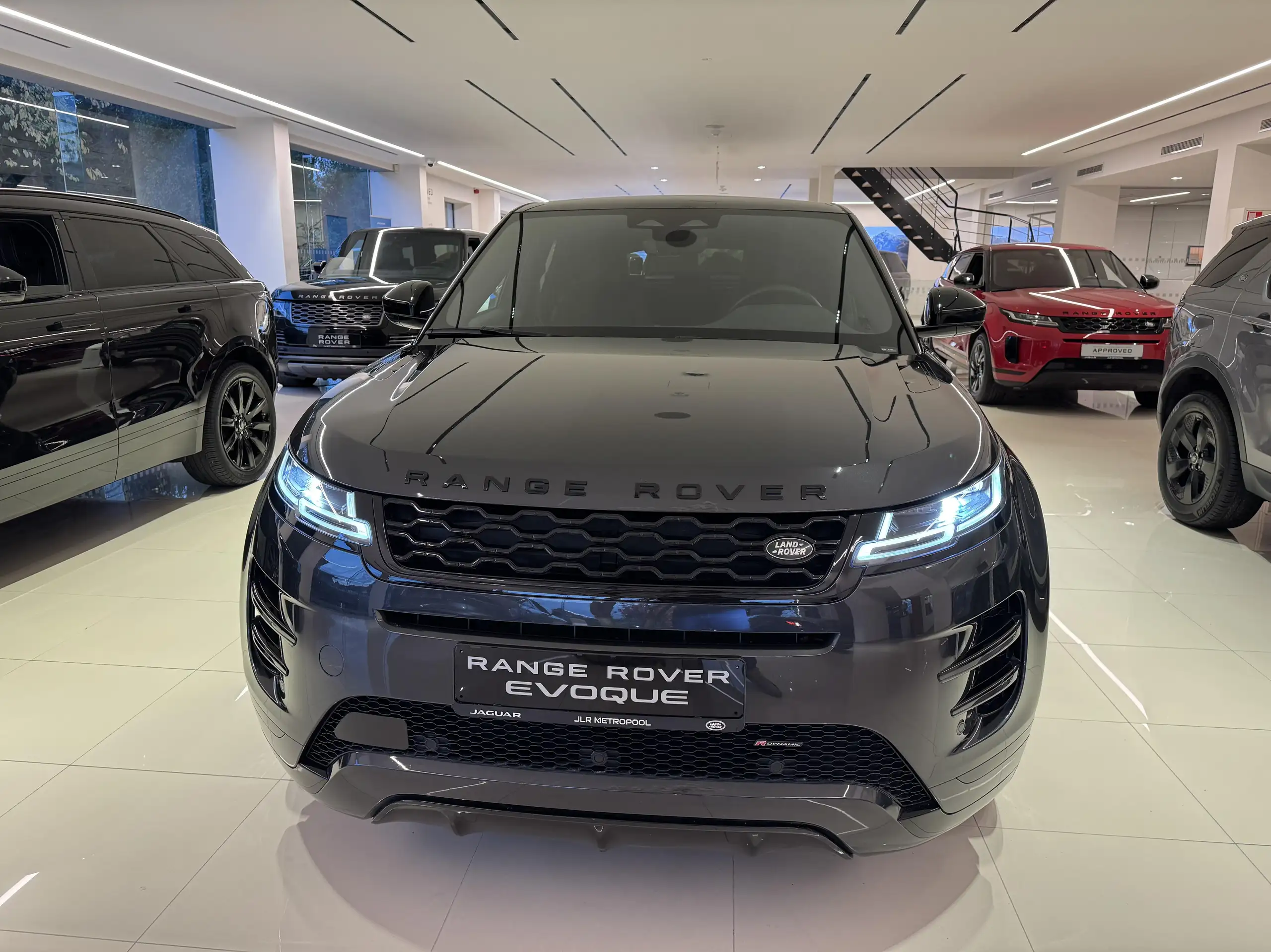 Land Rover - Range Rover Evoque