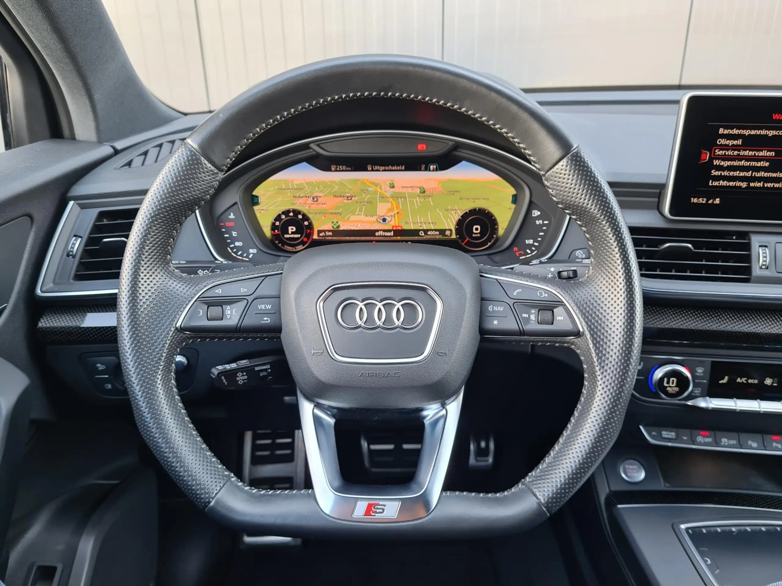 Audi - Q5