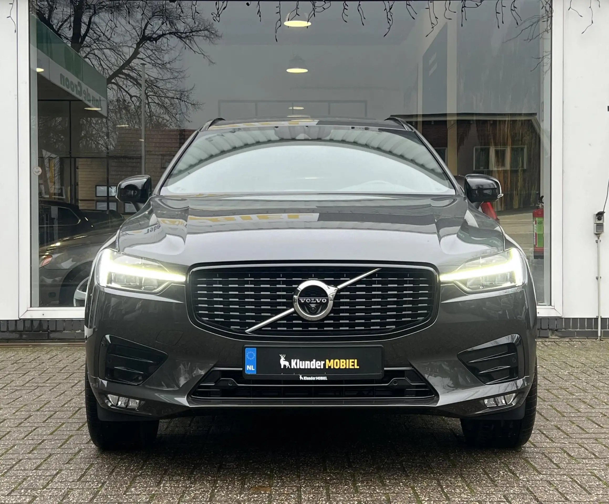 Volvo - XC60