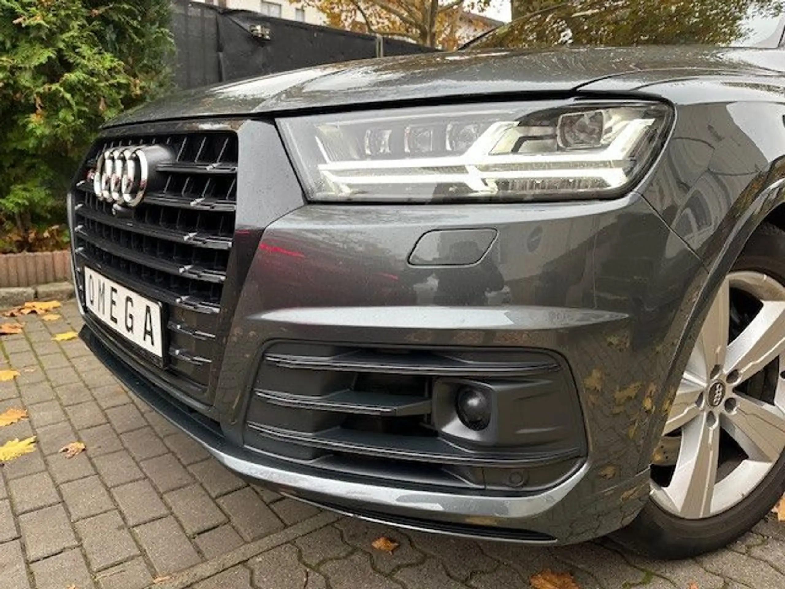 Audi - SQ7