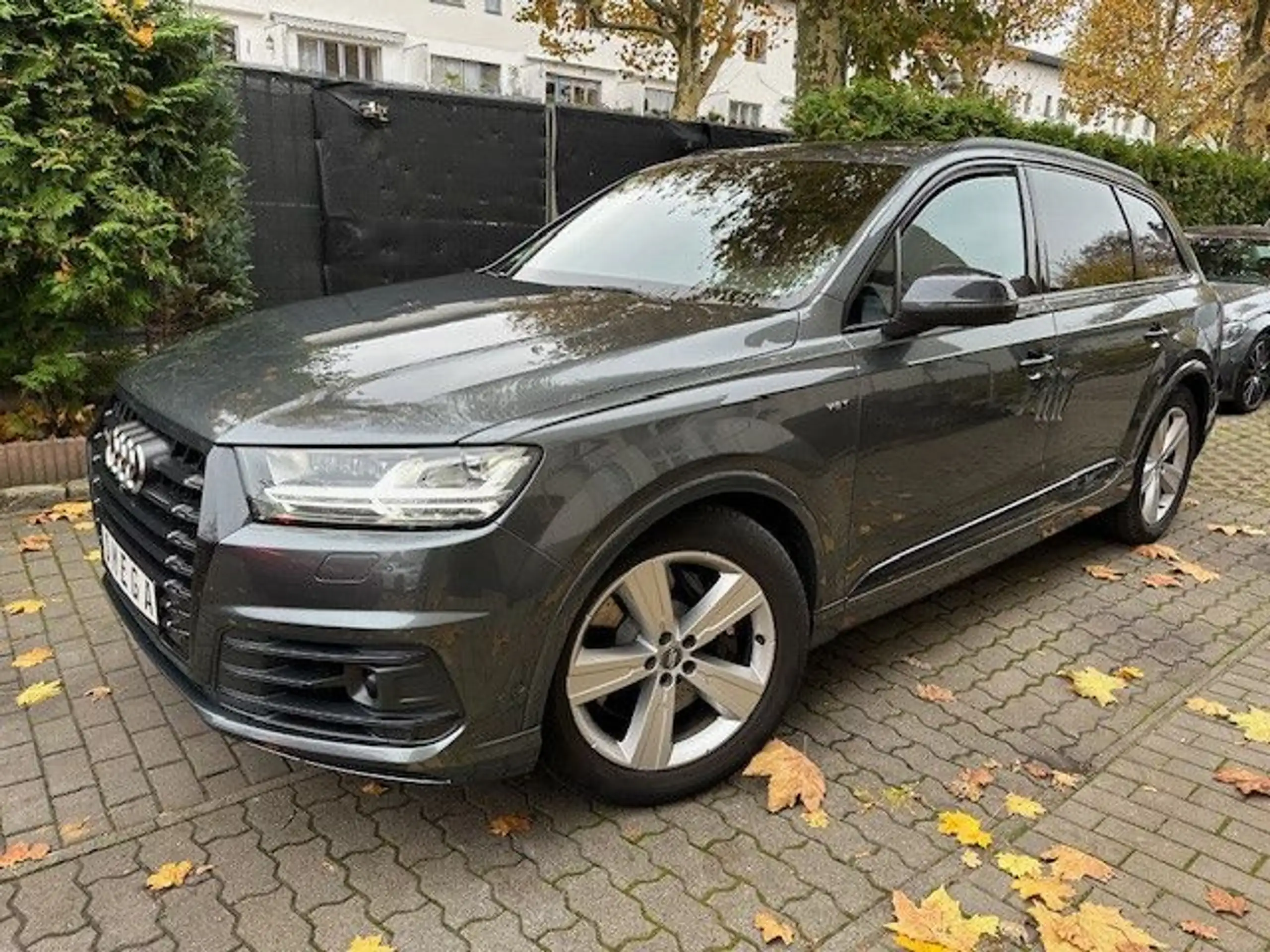 Audi - SQ7