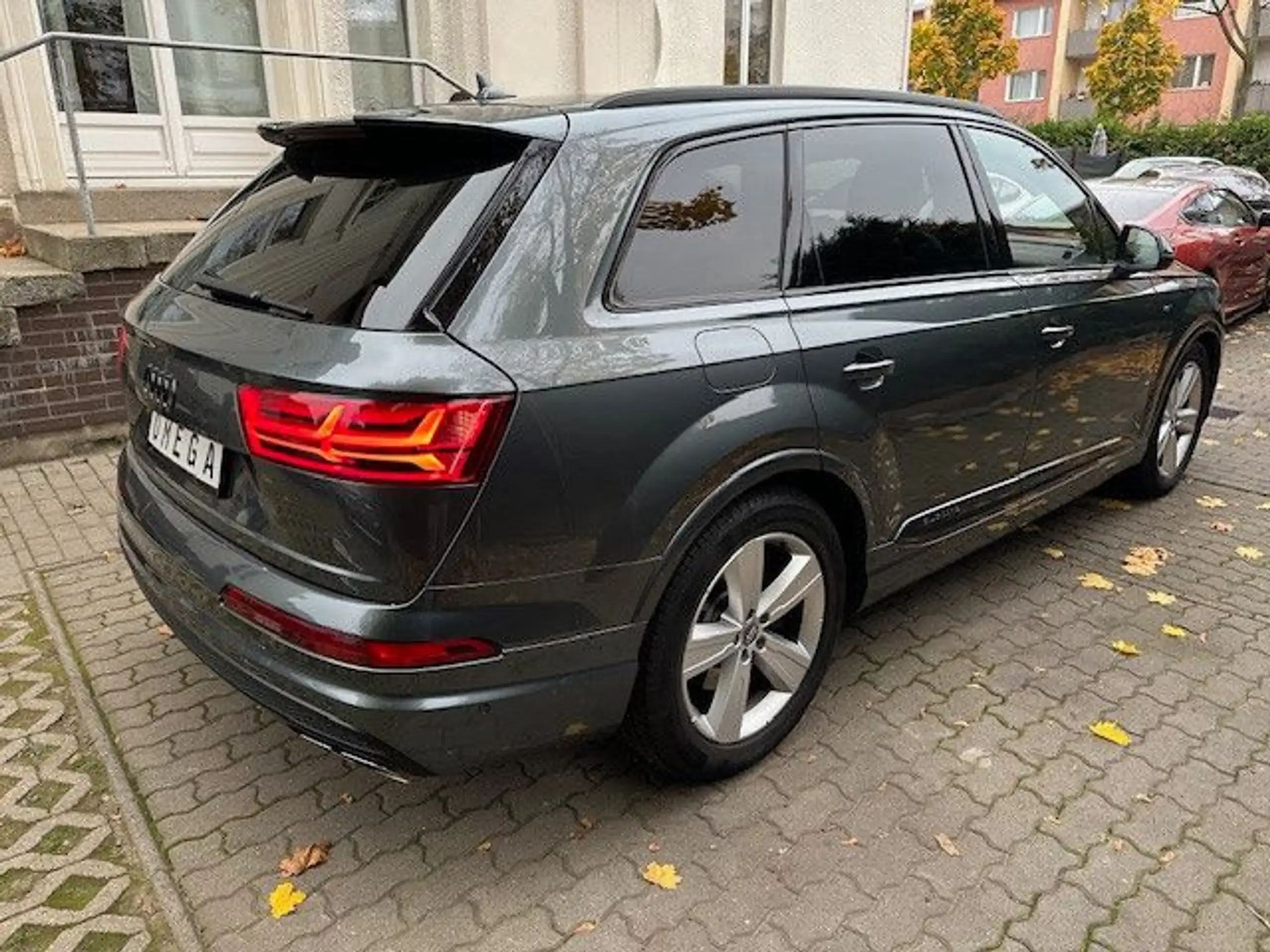 Audi - SQ7