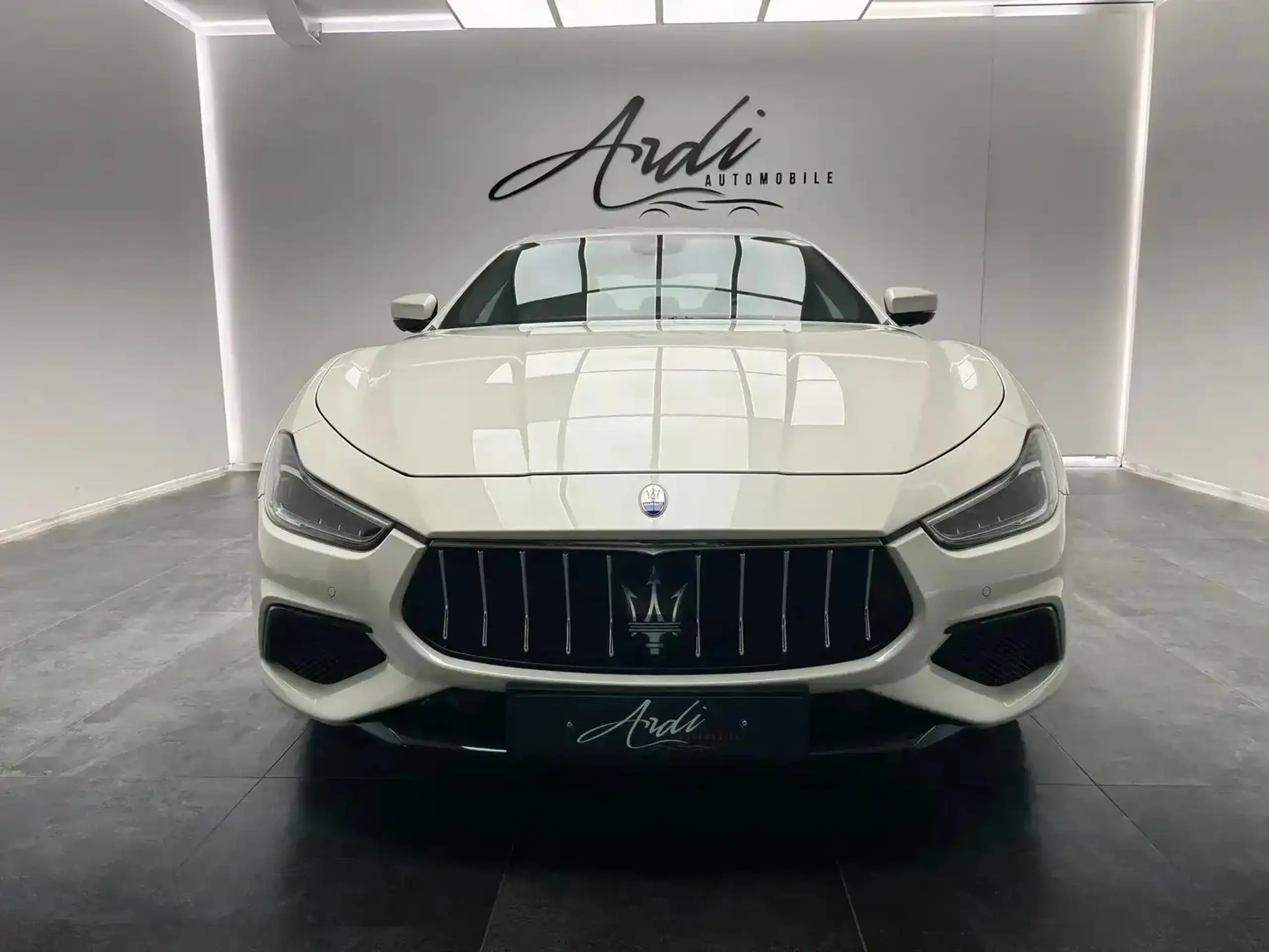 Maserati - Ghibli