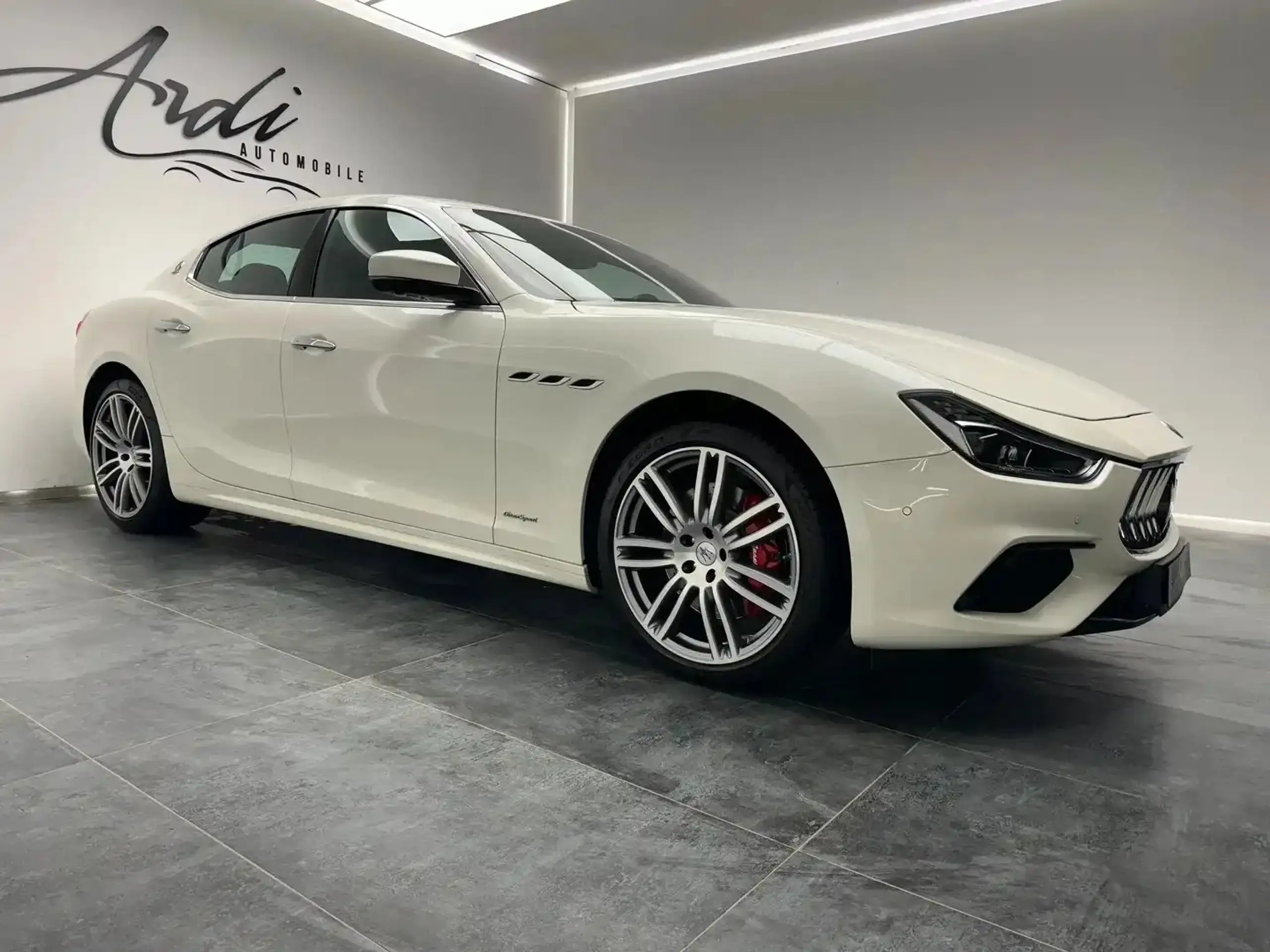 Maserati - Ghibli