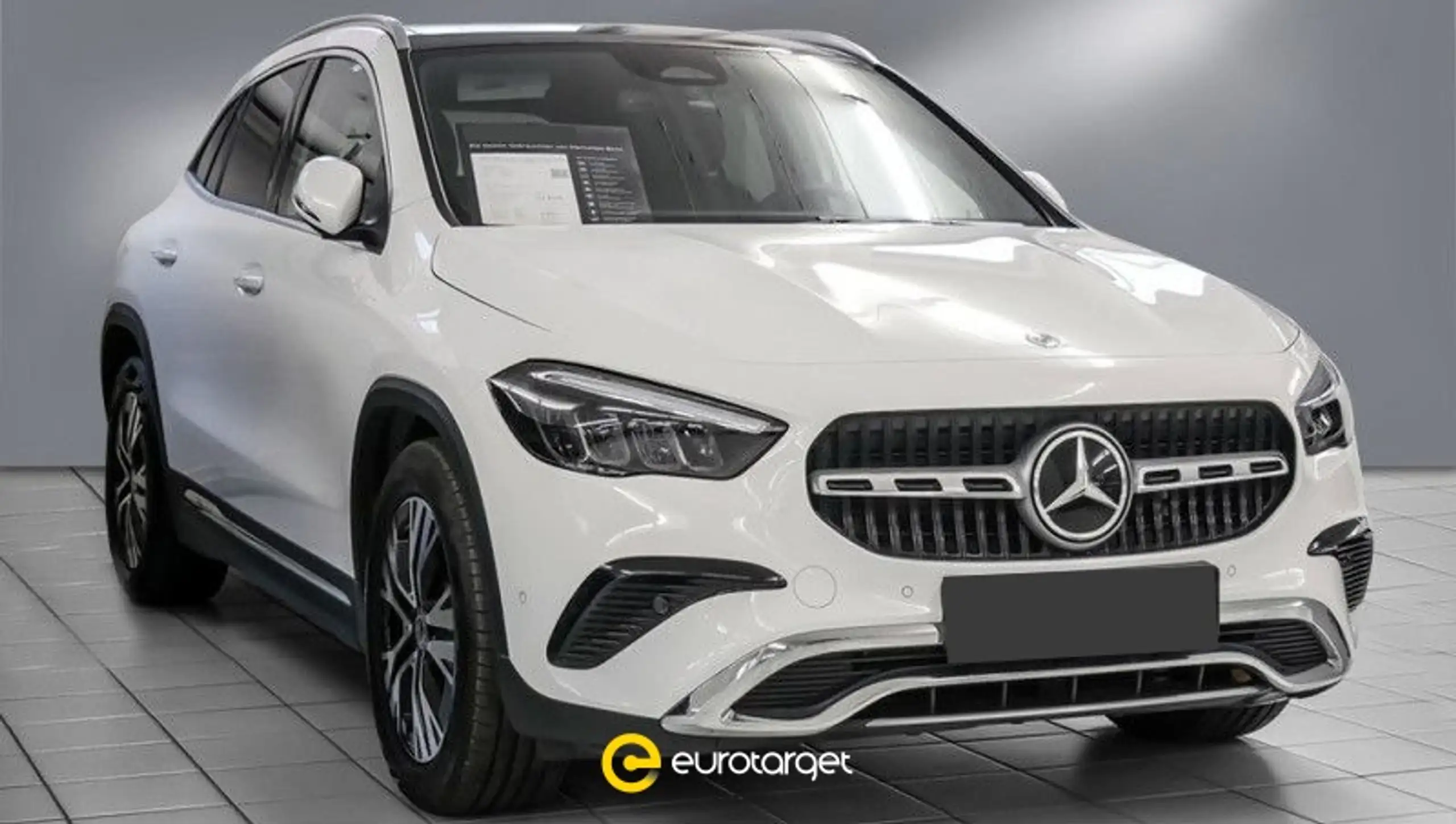 Mercedes-Benz - GLA 200