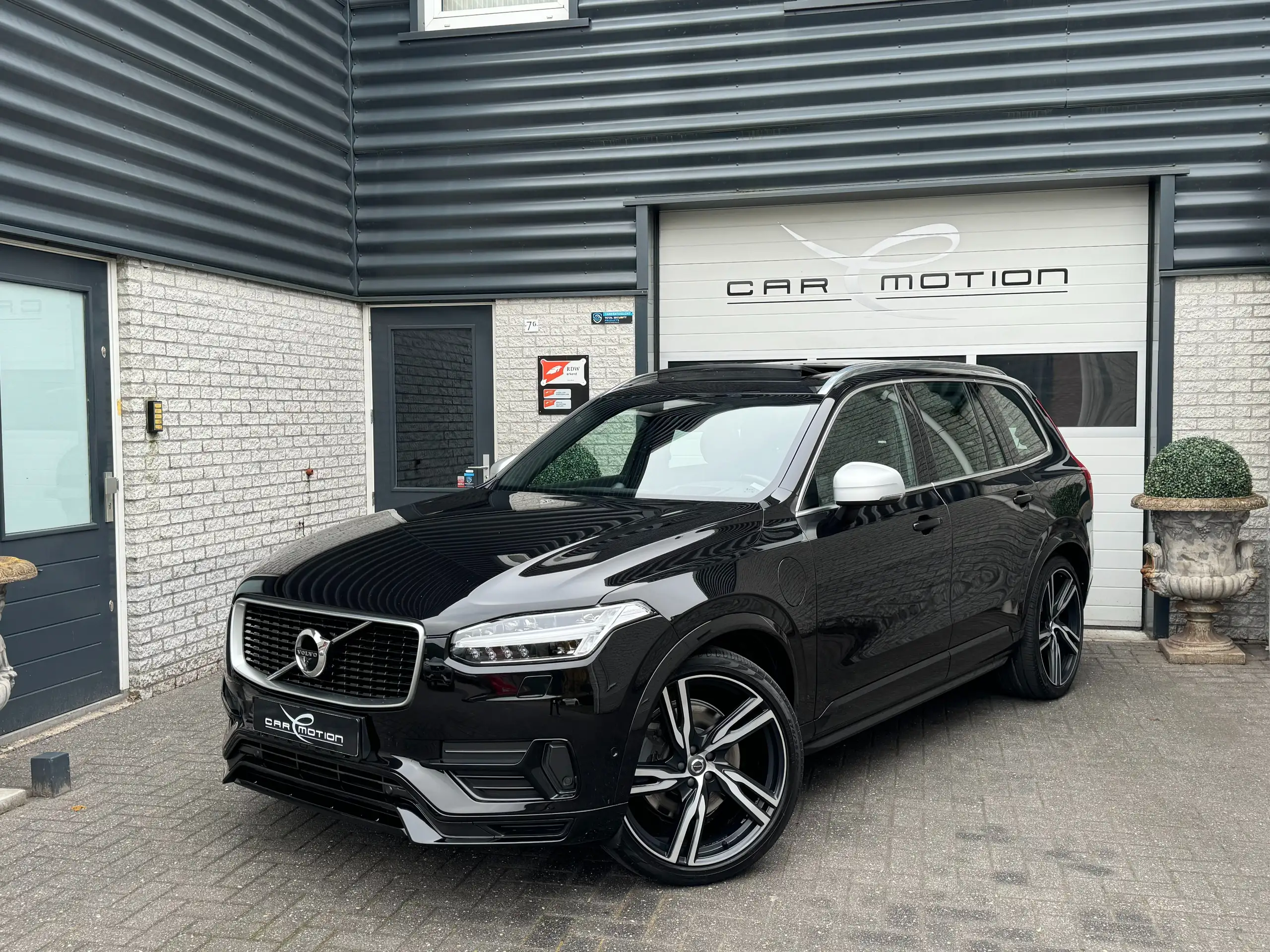 Volvo - XC90