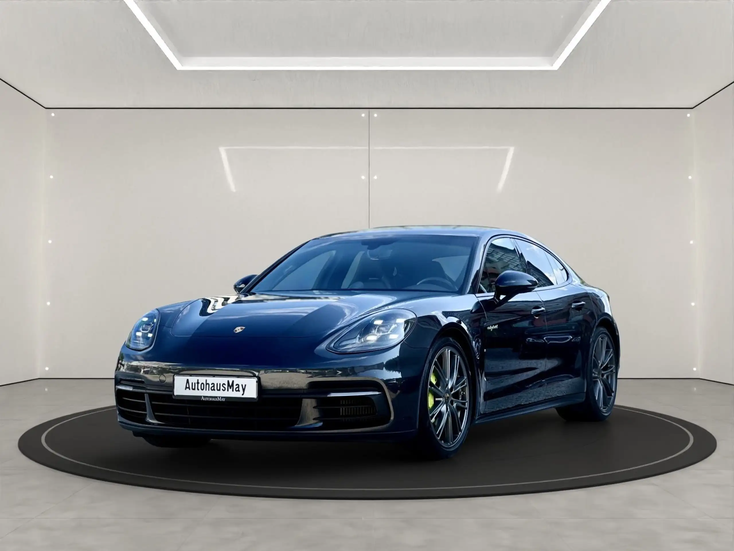 Porsche - Panamera