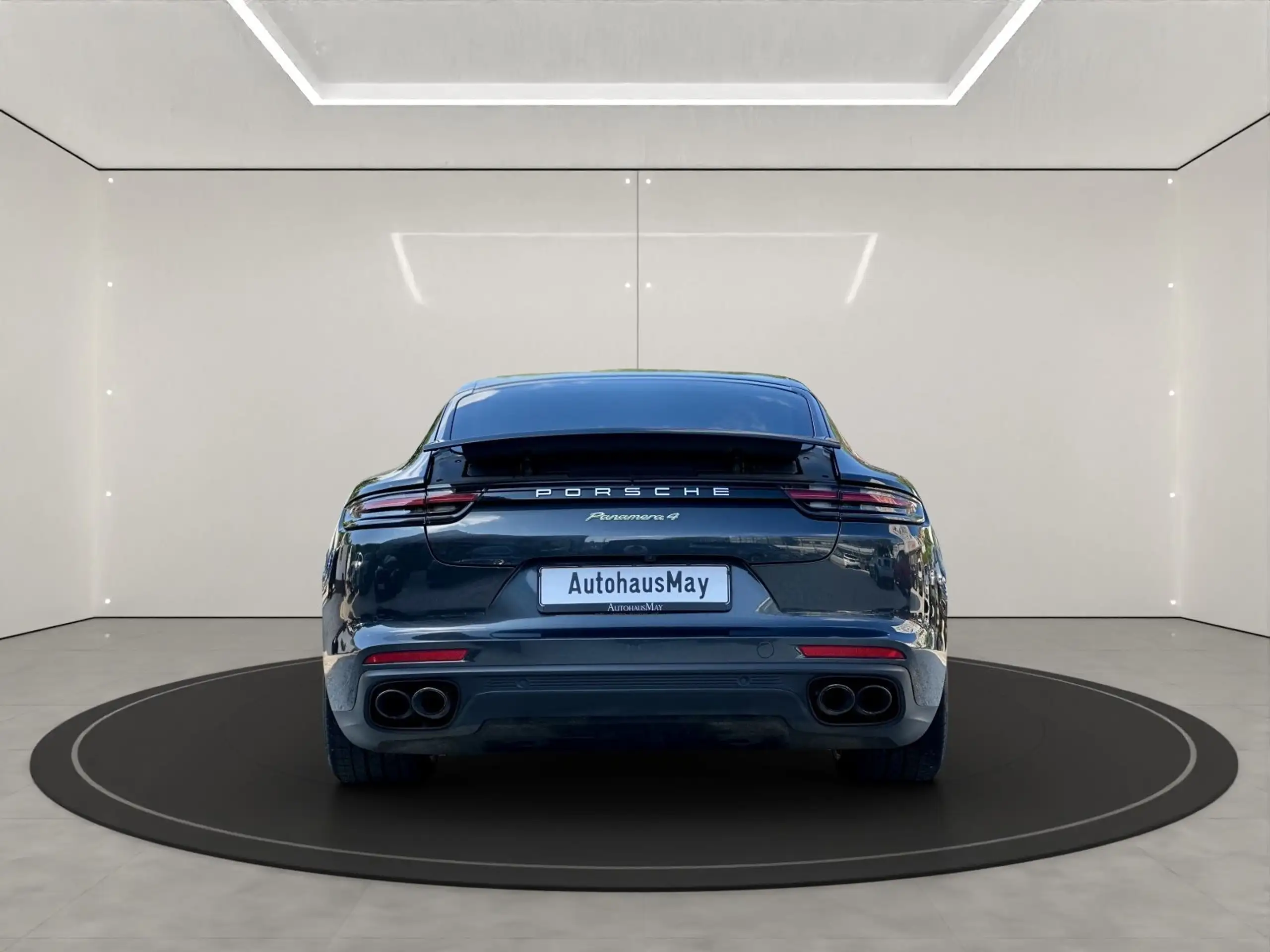 Porsche - Panamera