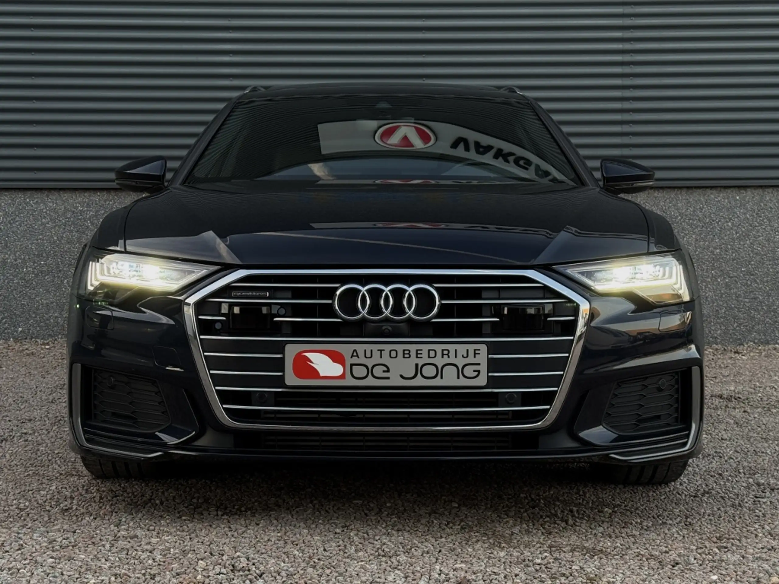 Audi - A6