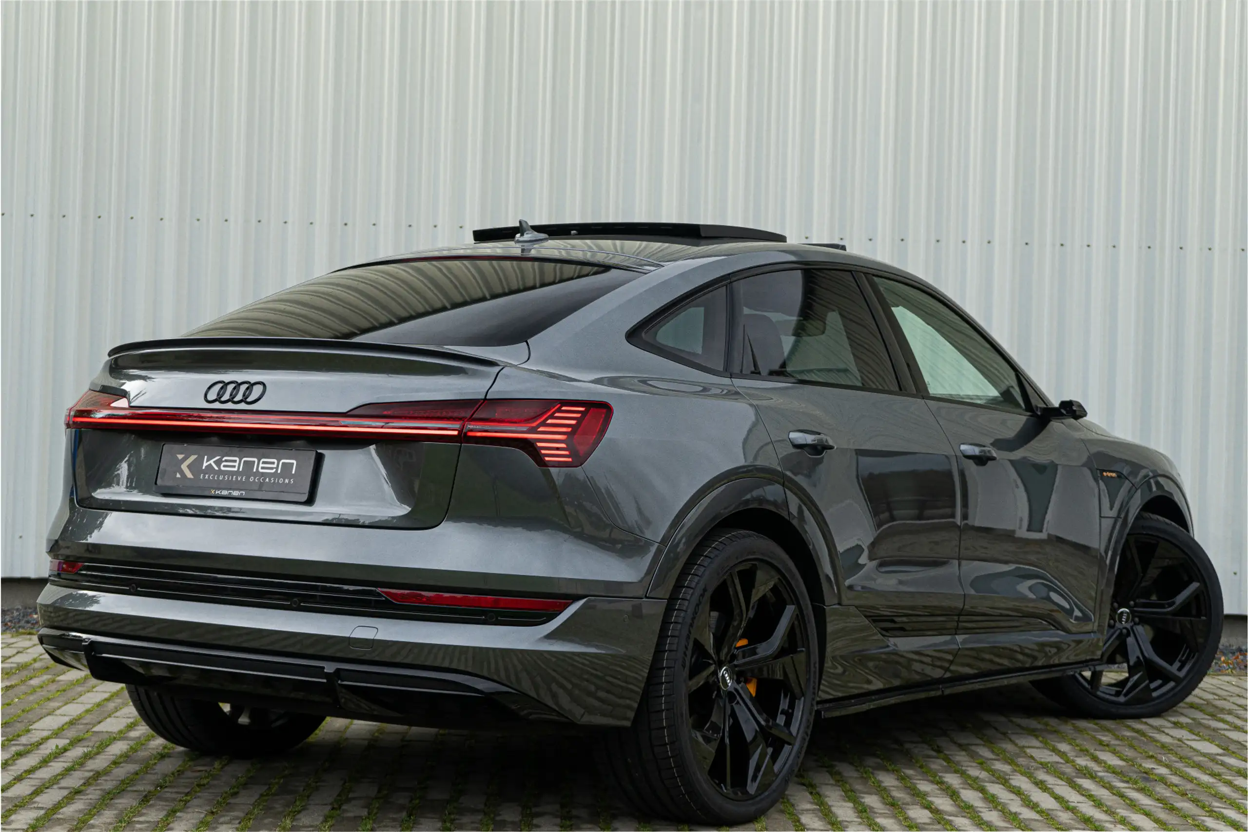 Audi - e-tron