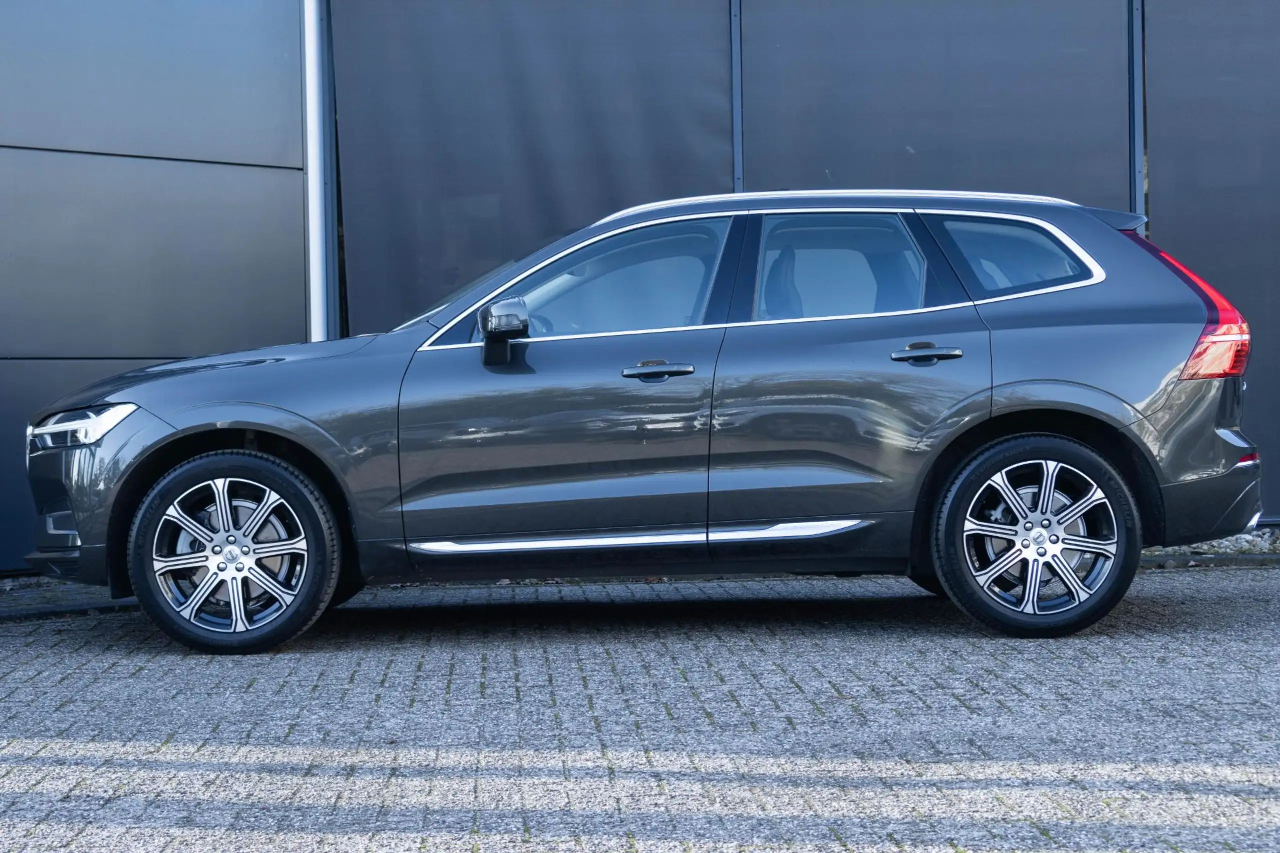 Volvo - XC60