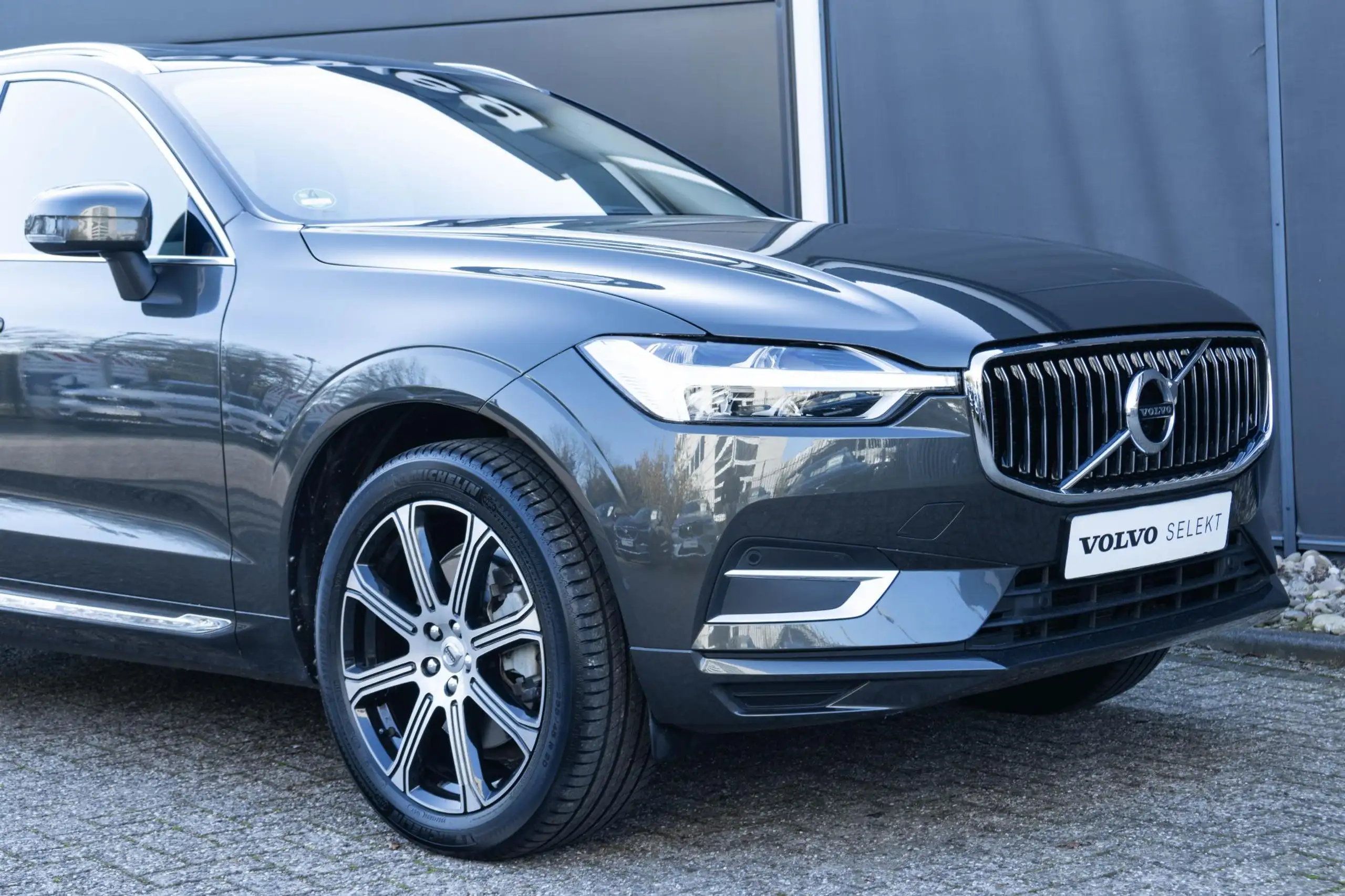 Volvo - XC60