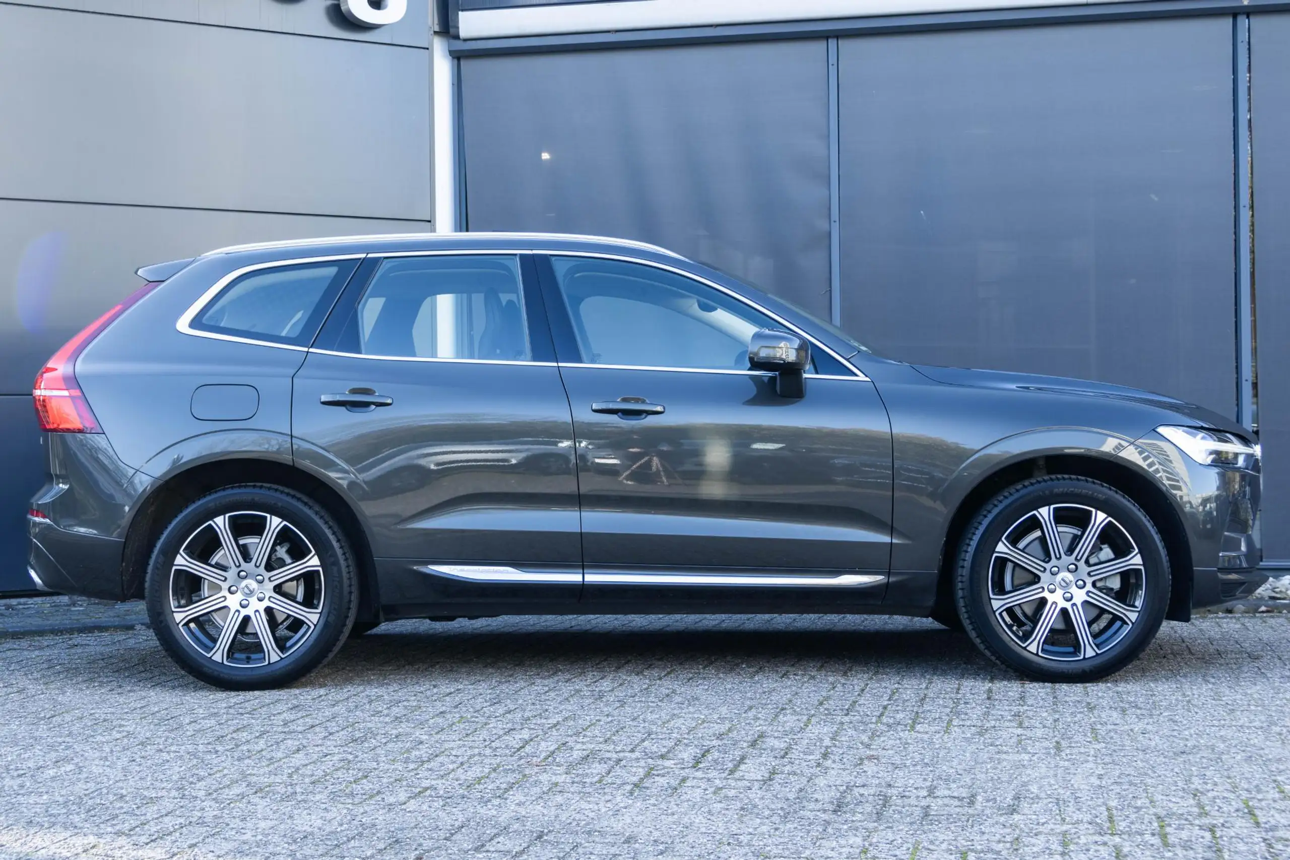 Volvo - XC60