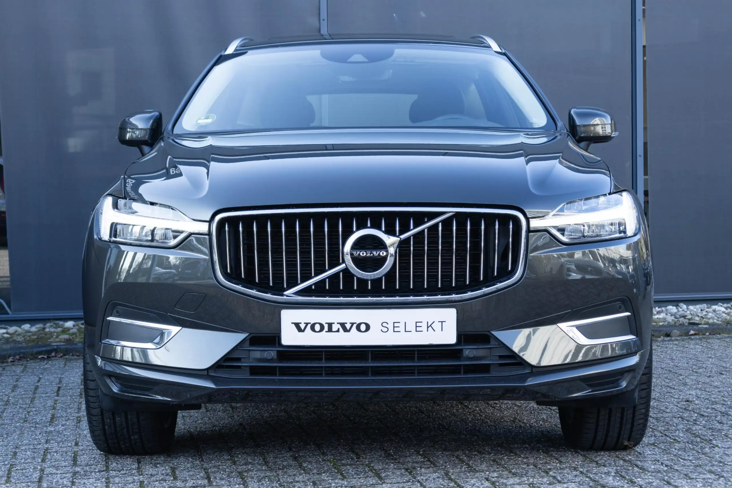 Volvo - XC60