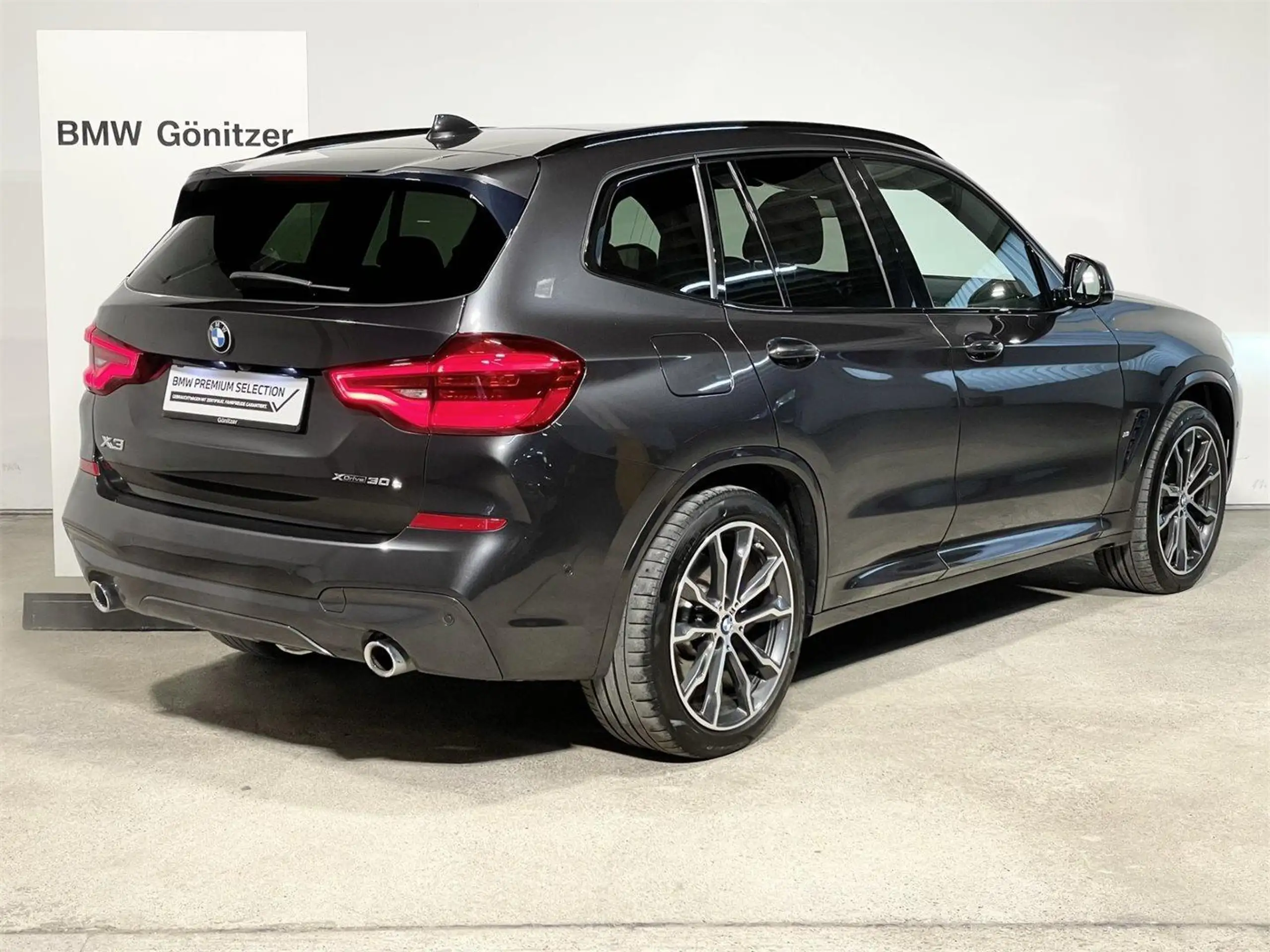 BMW - X3