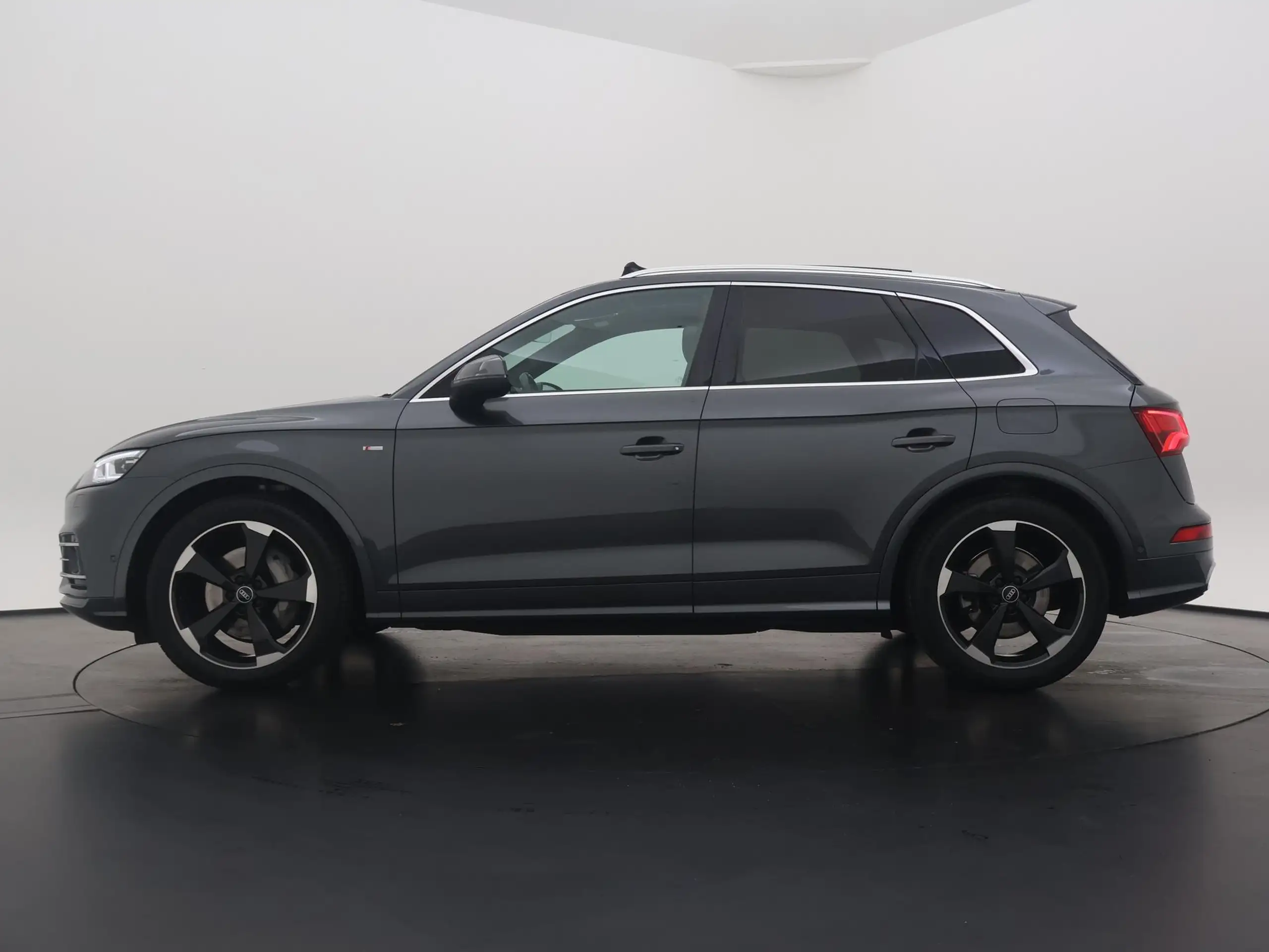 Audi - Q5