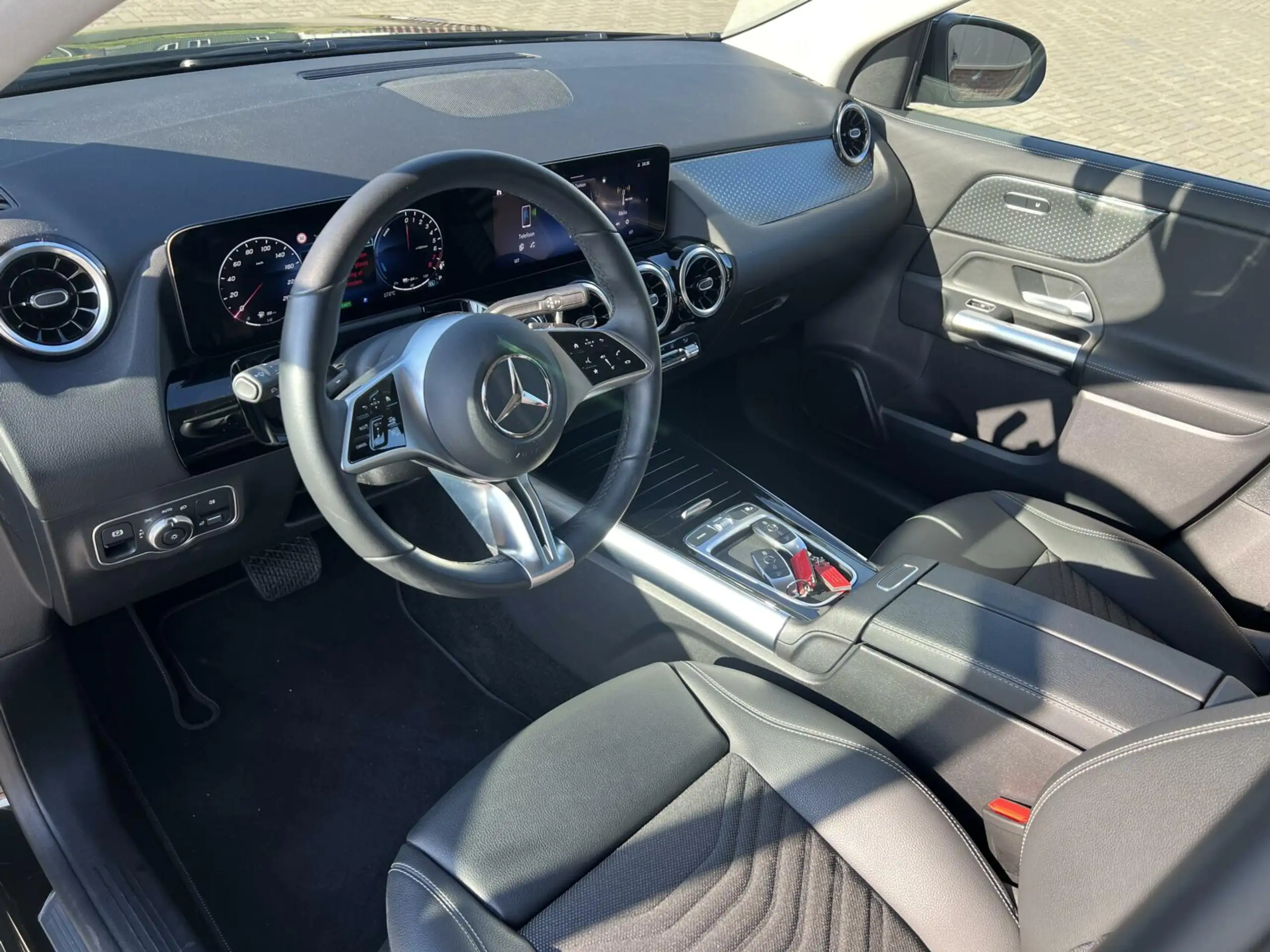 Mercedes-Benz - GLA 250