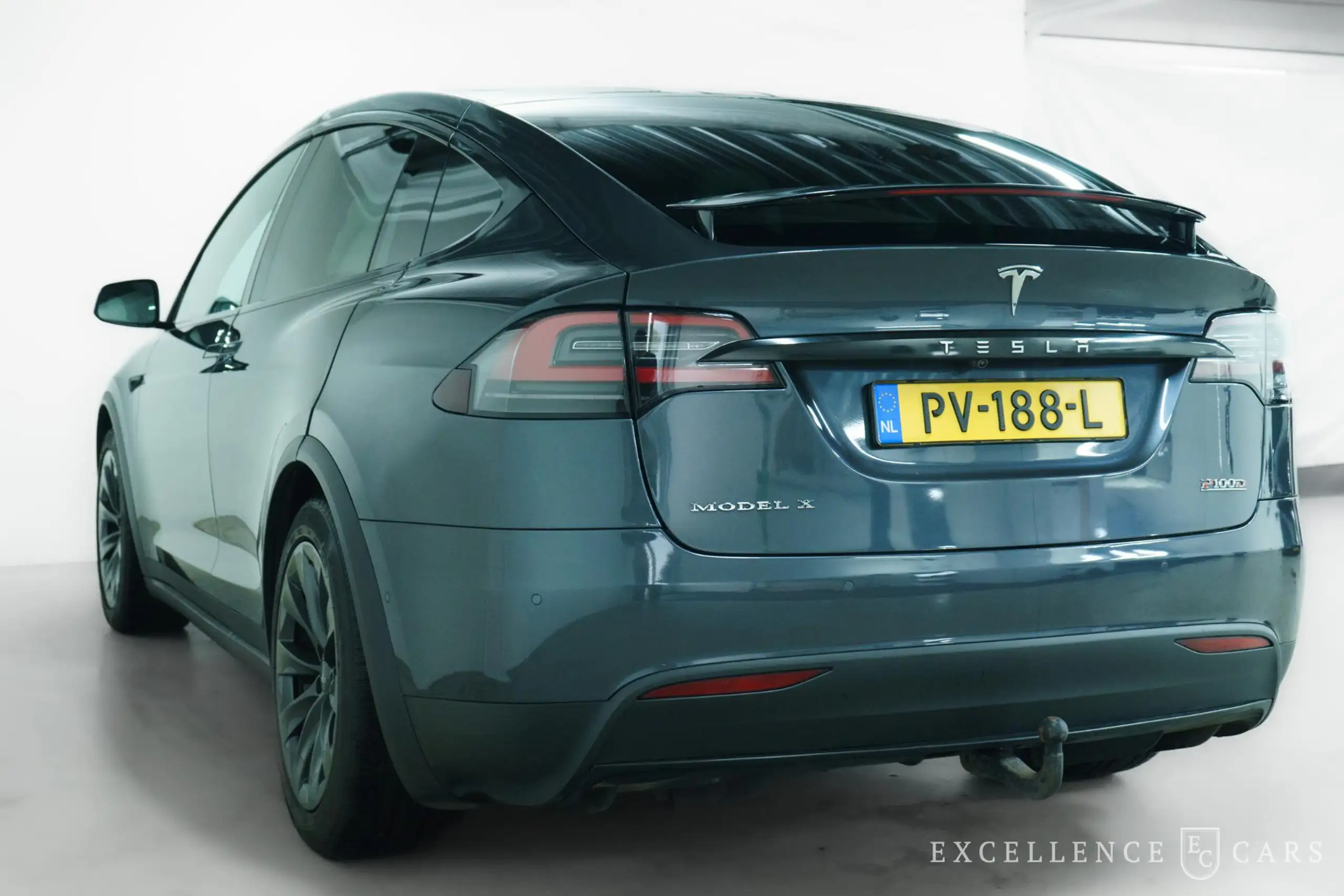 Tesla - Model X