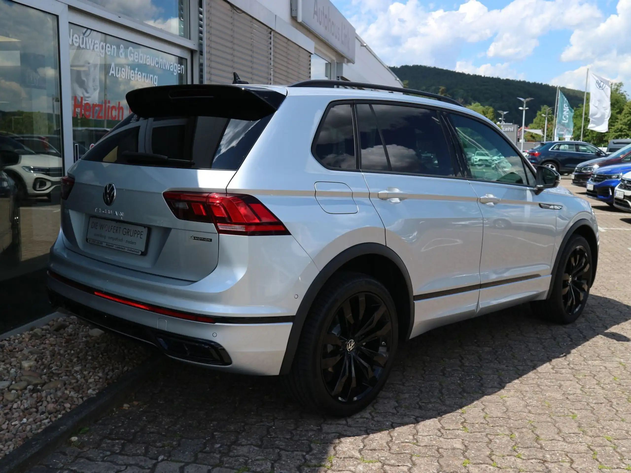 Volkswagen - Tiguan