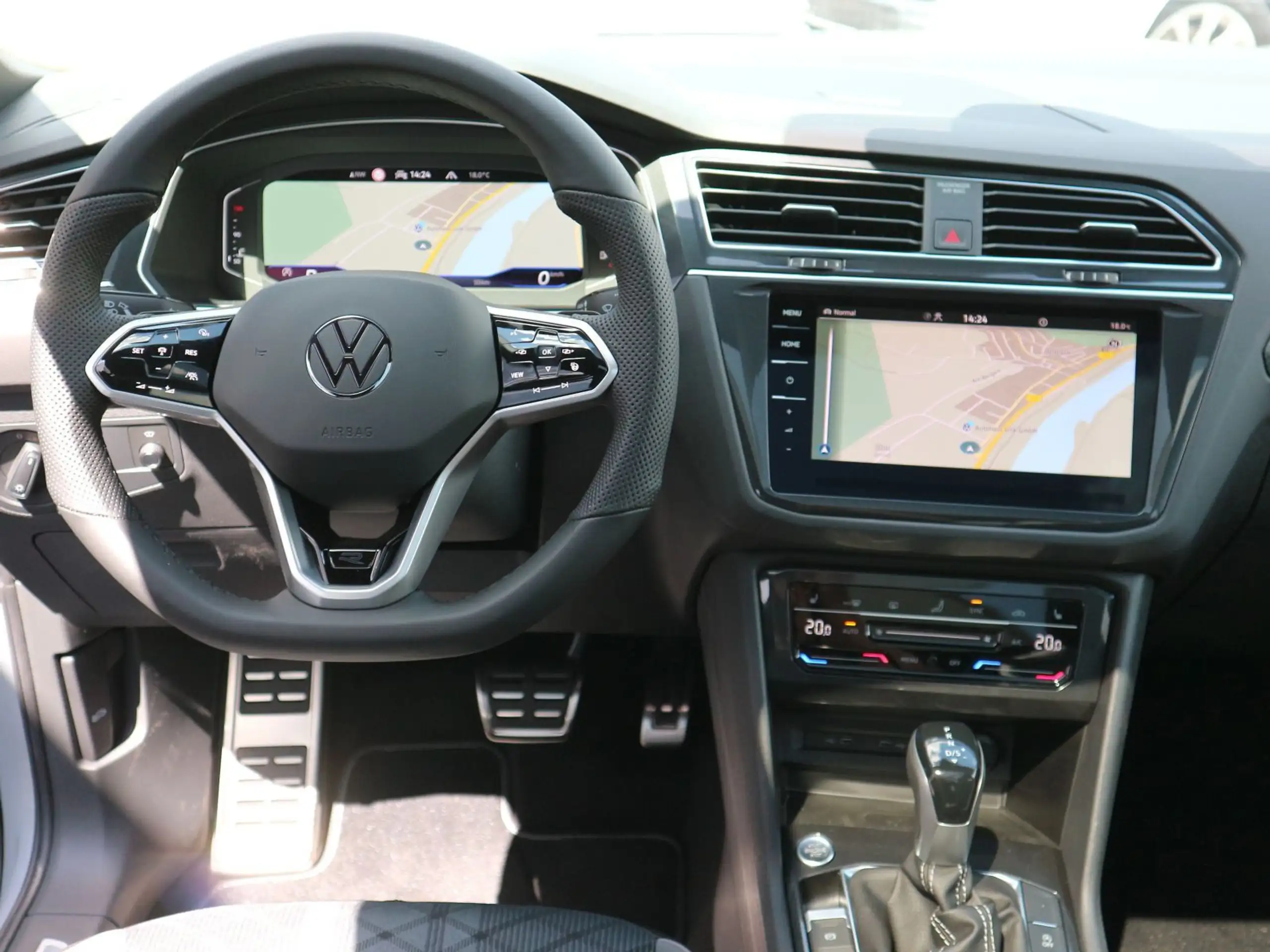 Volkswagen - Tiguan